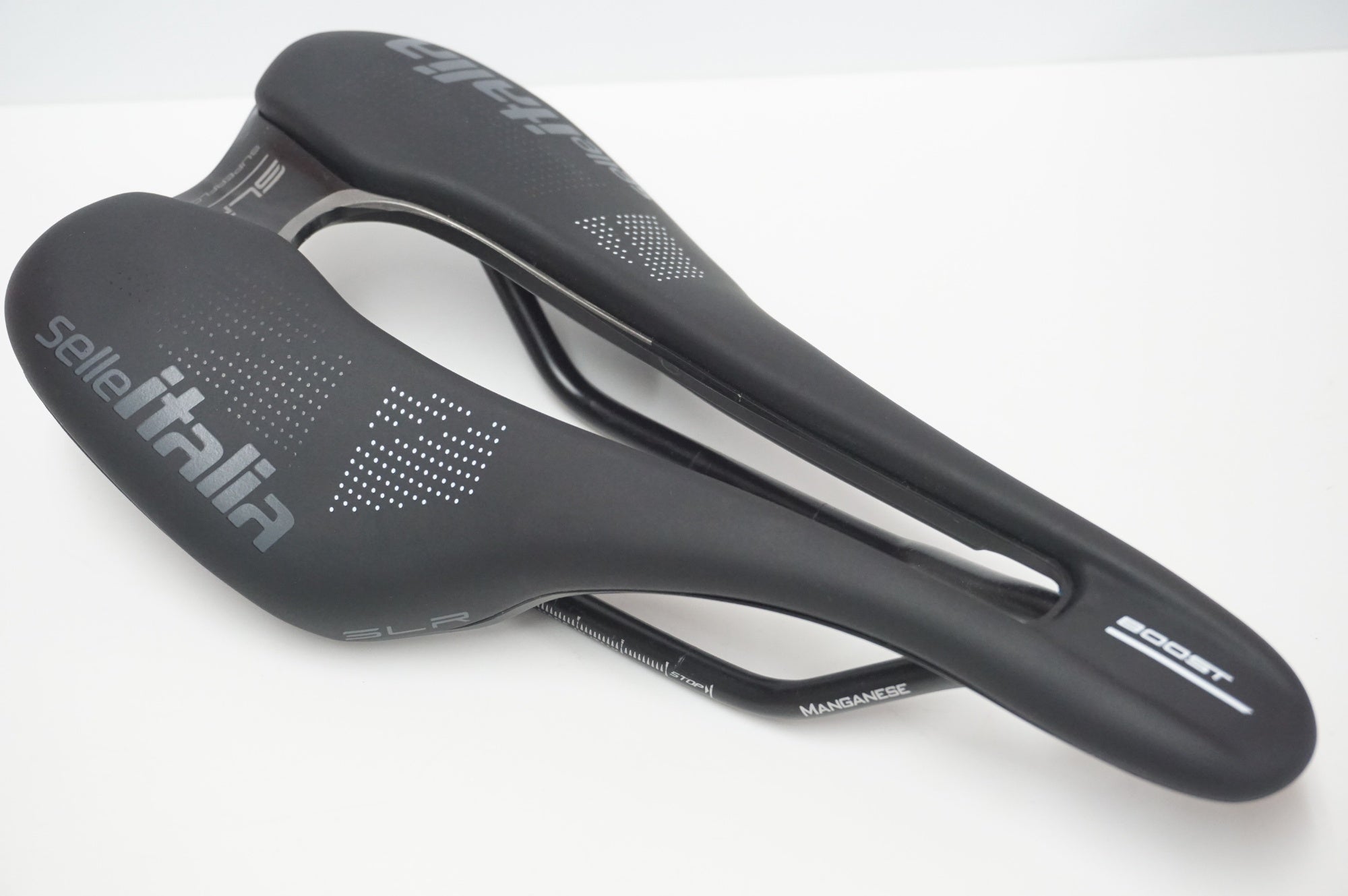 SELLE ITALIA 「セライタリア」 SLR BOOST TM SUPERFLOW サドル / 福岡店