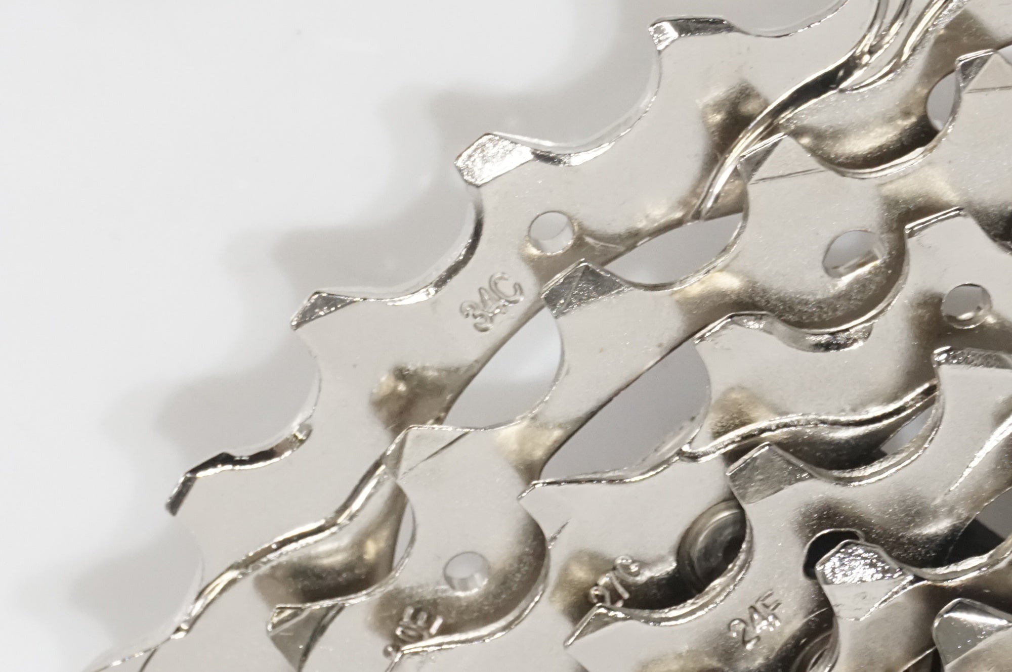 SHIMANO 「シマノ」 105 CS-R7100 11-34T スプロケット / AKIBA店