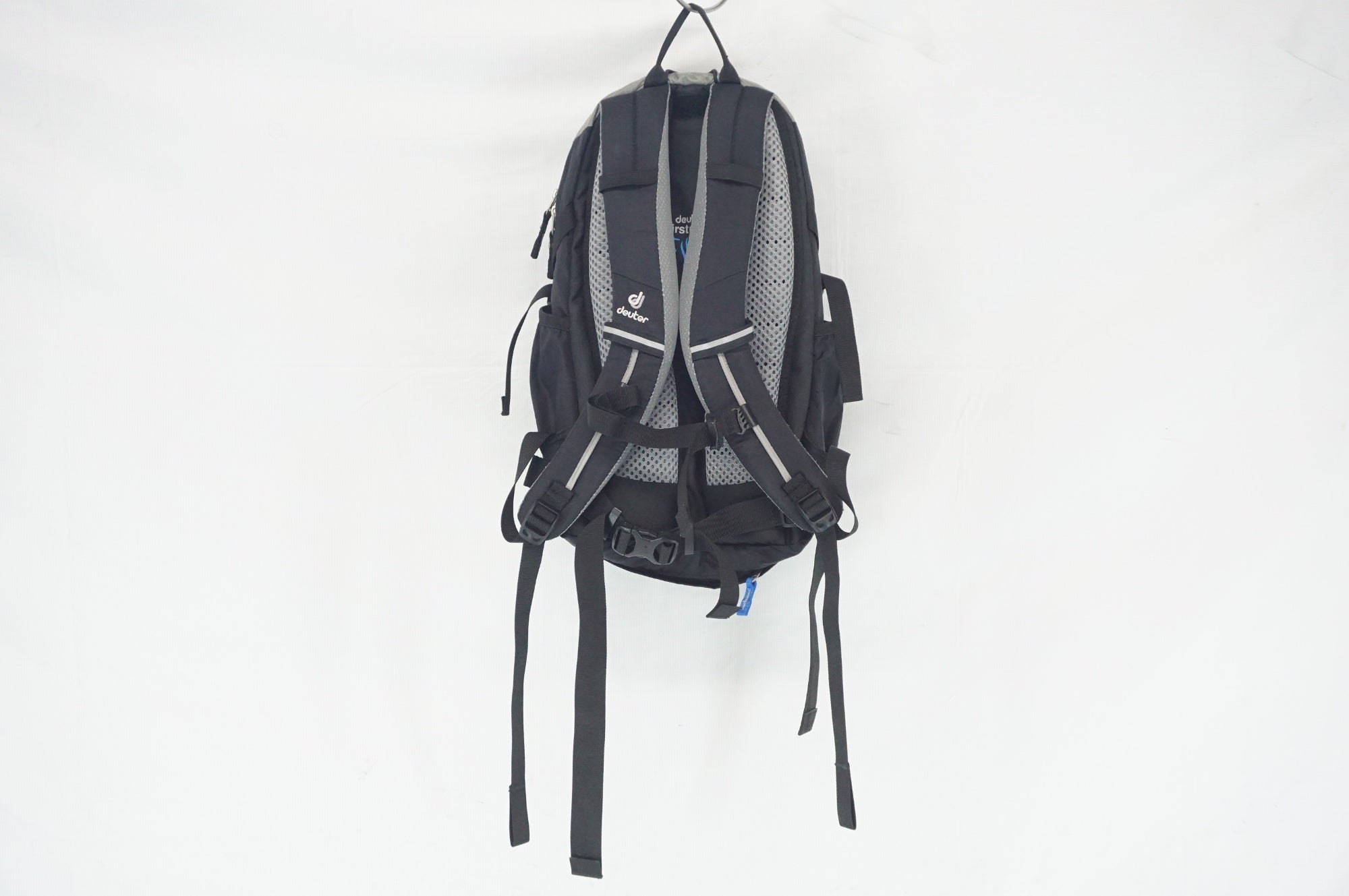 DEUTER 「ドイター」 CROSS BIKE 18 バックパック / 阪急塚口店