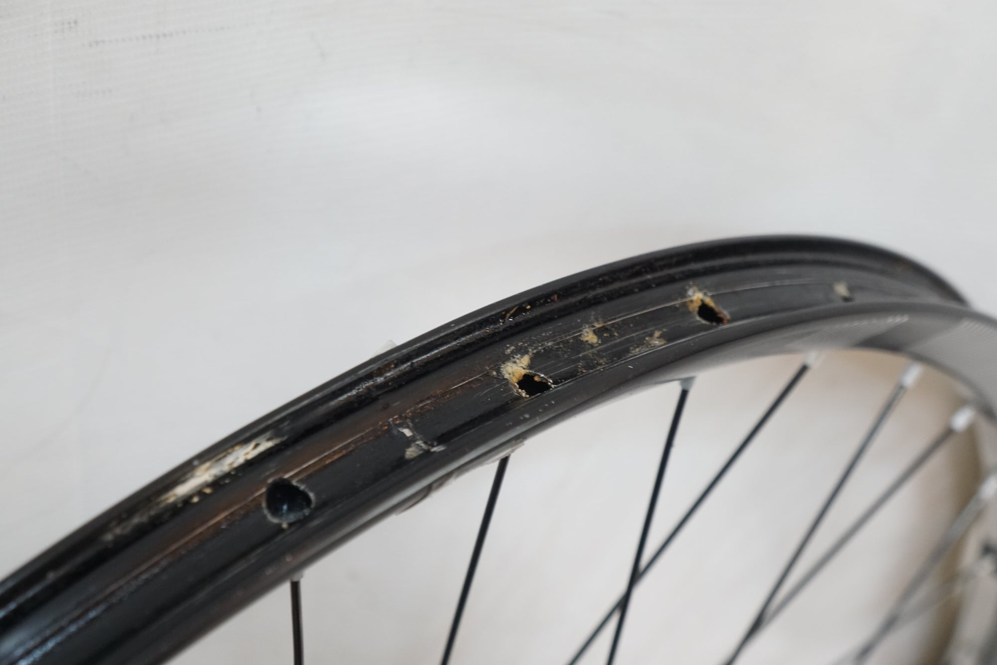 E THIRTEEN 「イーサーティーン」 TRSR 650 シマノ10速 ホイールセット / バイチャリ浦和ベース