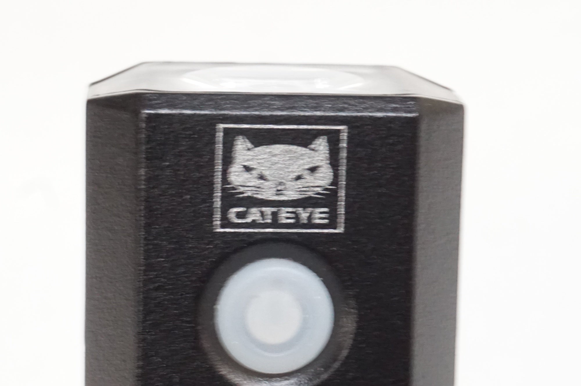 CATEYE 「キャットアイ」 AMPP500 フロントライト / 大宮店
