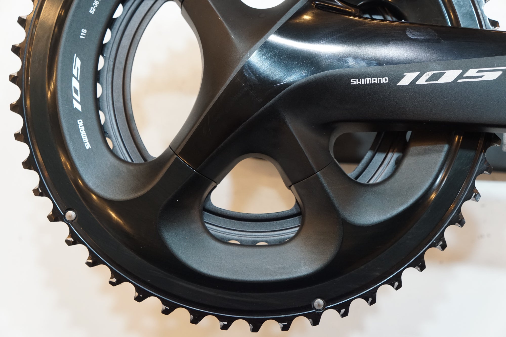 SHIMANO 「シマノ」 105 FC-R7000 165mm 52-36T クランク / バイチャリ浦和ベース