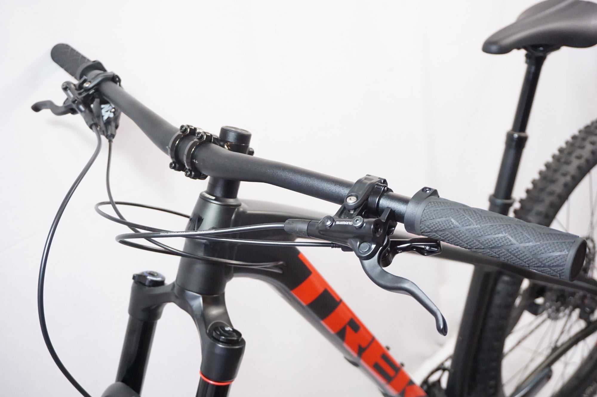 TREK 「トレック」 ROSCOE8 2023-2024年モデル マウンテンバイク / 世田谷店
