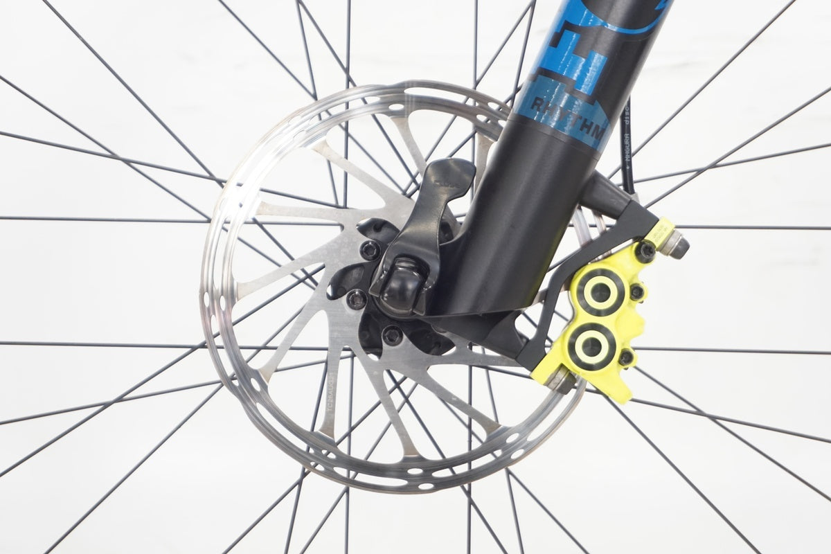 SANTA CRUZ 「サンタクルーズ」 CHAMELEON 8 AL 2023年モデル
