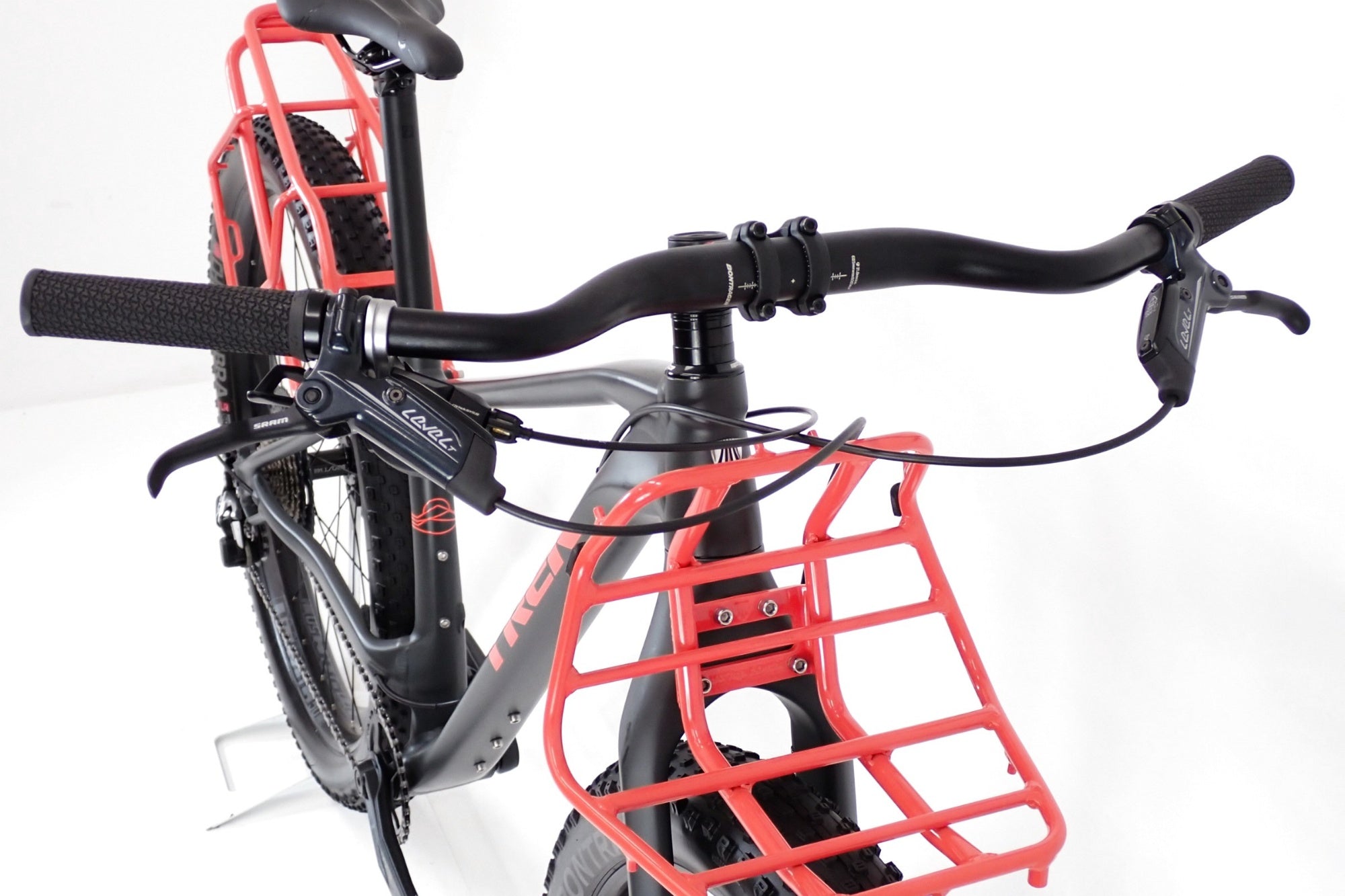 Trek マウンテンバイク & アクセサリー セット スタッフおすすめ！】TREKのMTB入門にオススメなXCバイク | 東大