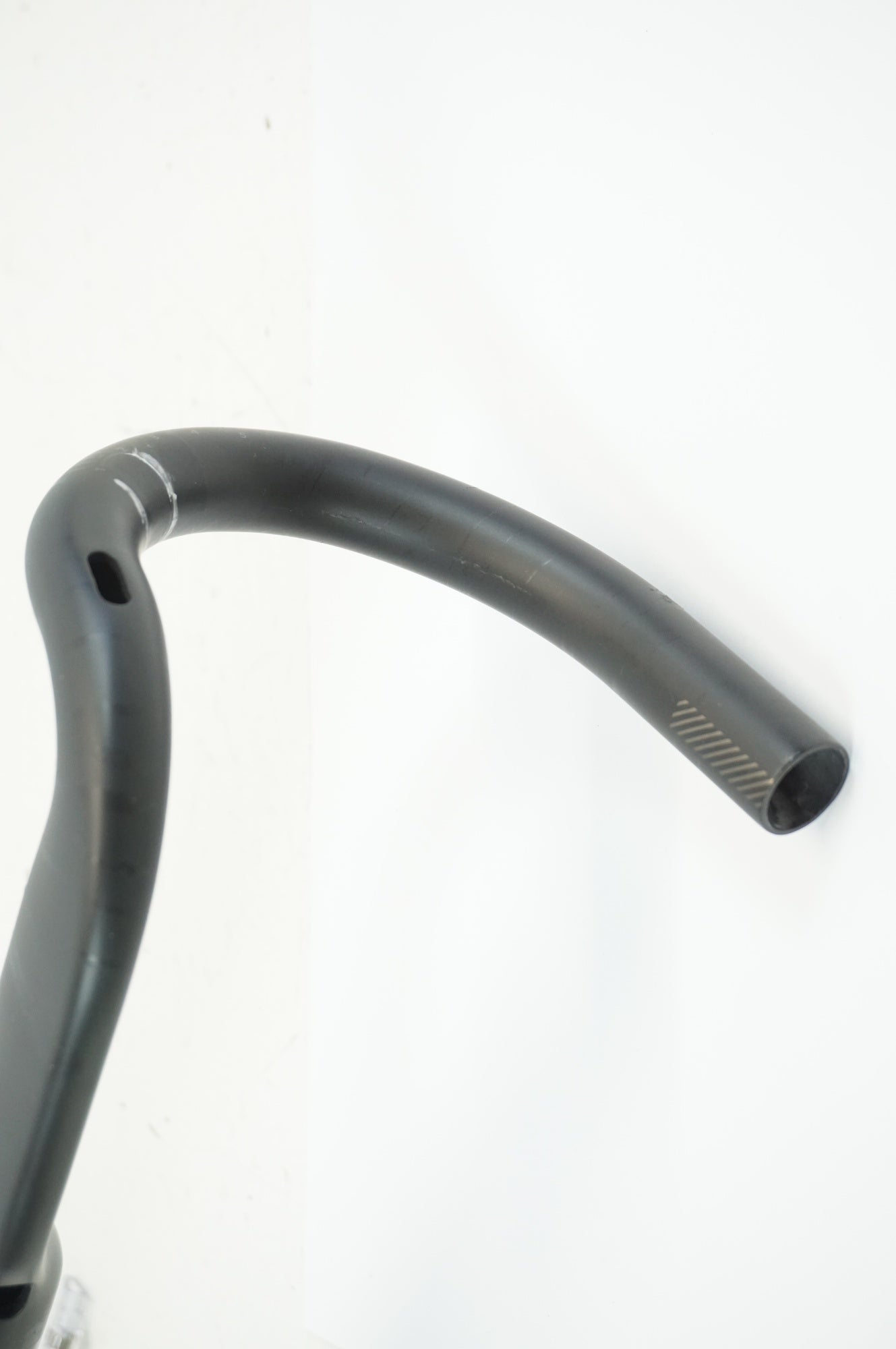 BONTRAGER 「ボントレガー」 XXX VR-CF エアロロード 31.8mm 420mm ハンドル / 宇都宮店