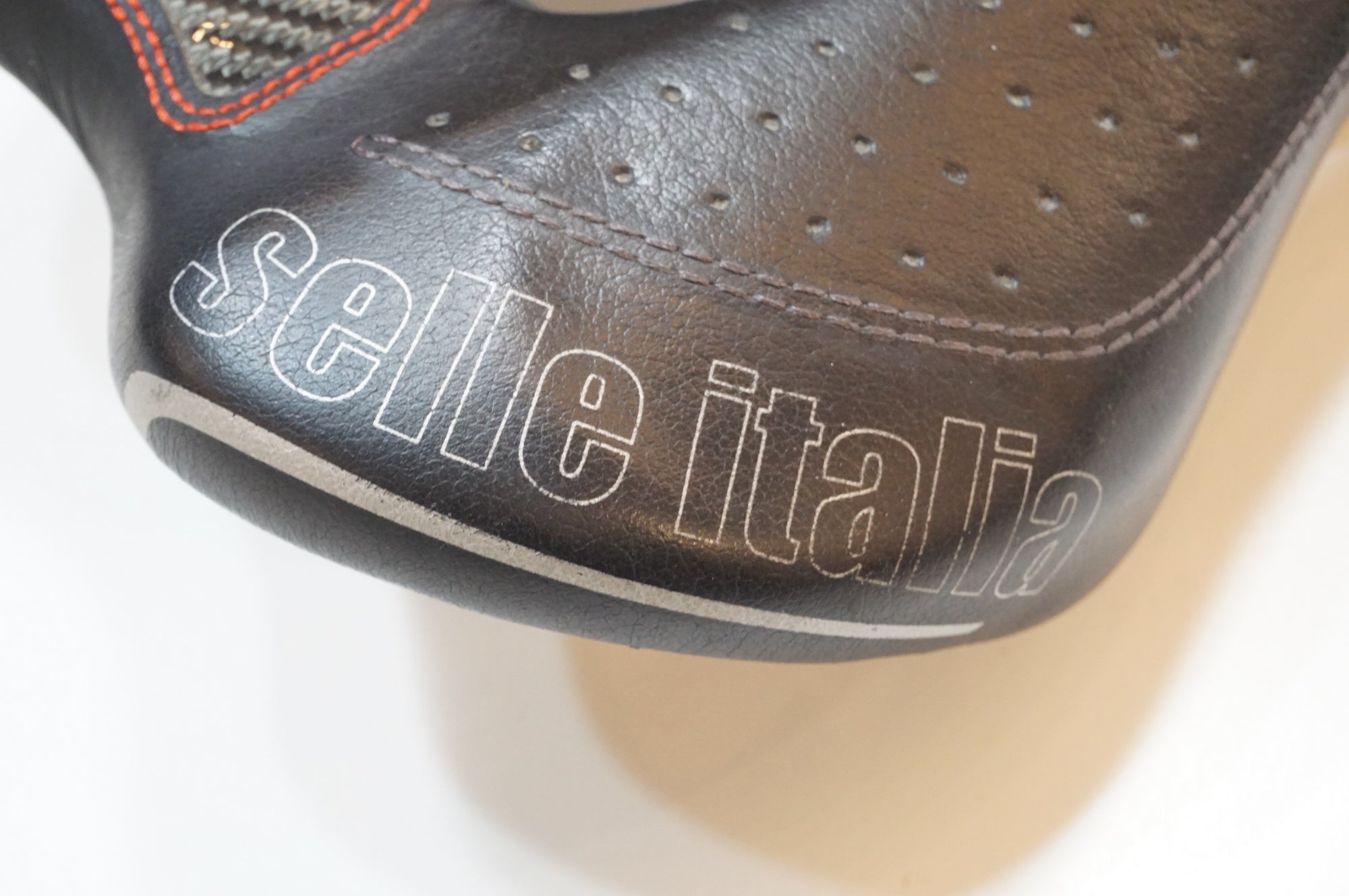 SELLE ITALIA 「セライタリア」 MAX SLR TI316 GEL FLOW サドル / 浦和ベース