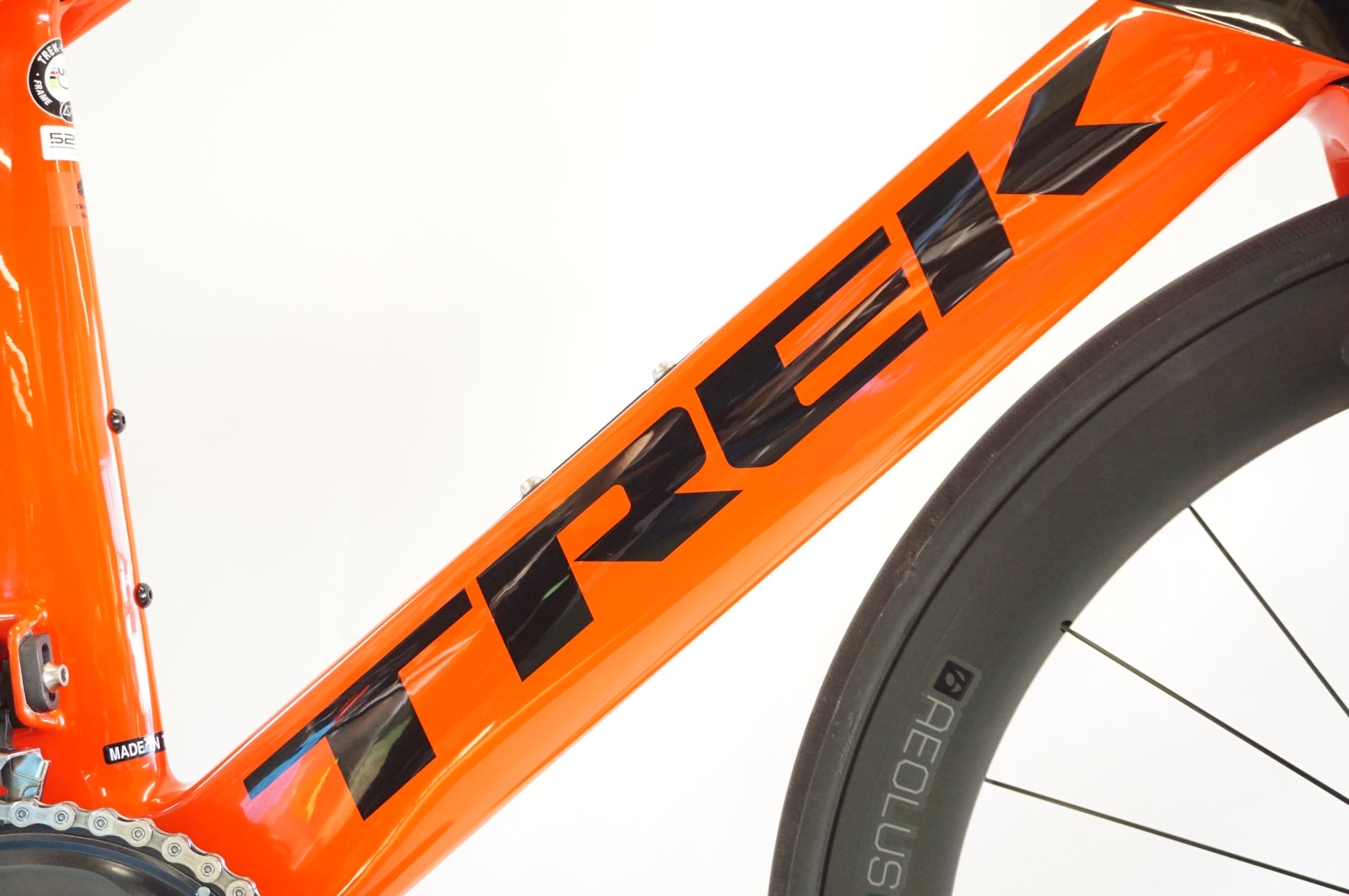 TREK 「トレック」 MADONE SL6 DISC 2021年モデル ロードバイク