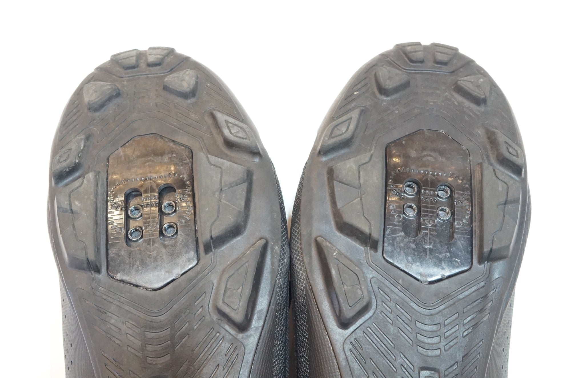 SHIMANO 「シマノ」 SHXC300M L01E 27.2cm シューズ / 浦和ベース