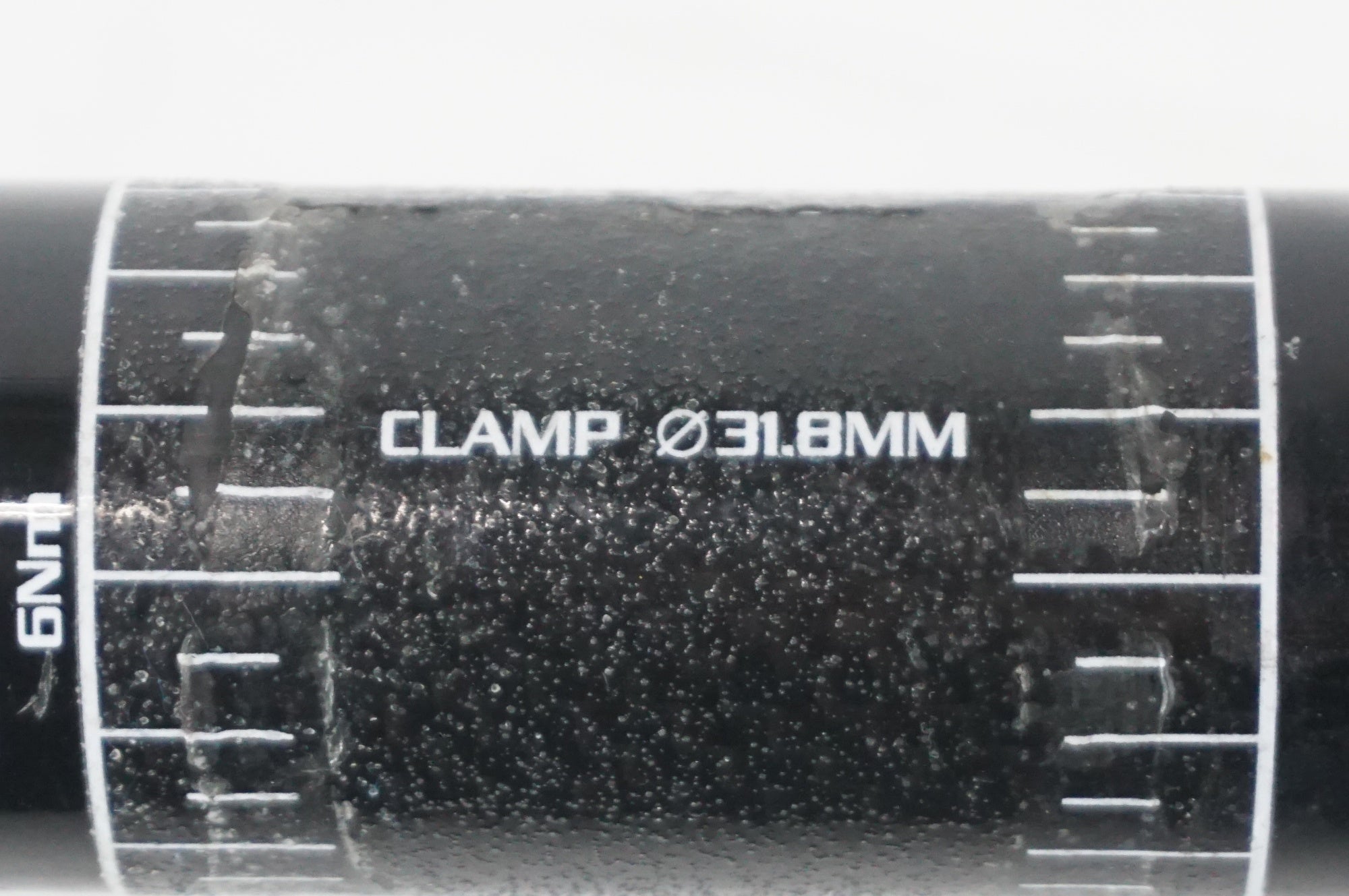 ENGAGE 「エンゲージ」 Φ31.8 405mm カーボンハンドル / 阪急塚口店