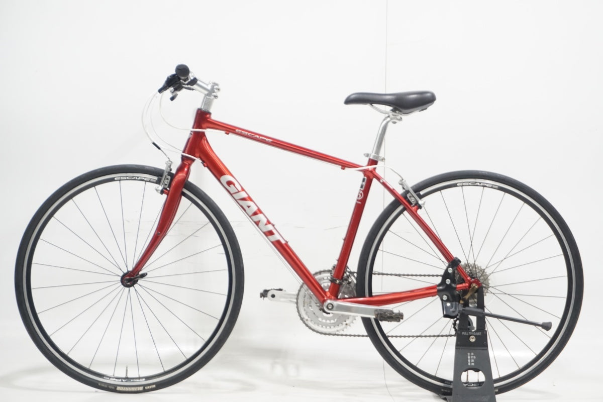 GIANT 「ジャイアント」 ESCAPE R3 2015年モデル クロスバイク / 滋賀