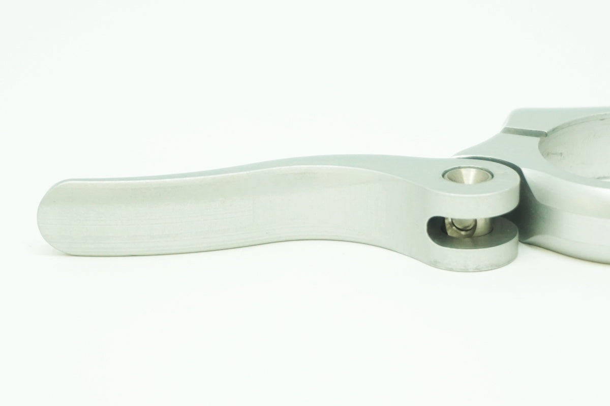 DKG 「ディーケージー」 Φ35.0 シートポストクランプ / 大阪美原北インター店