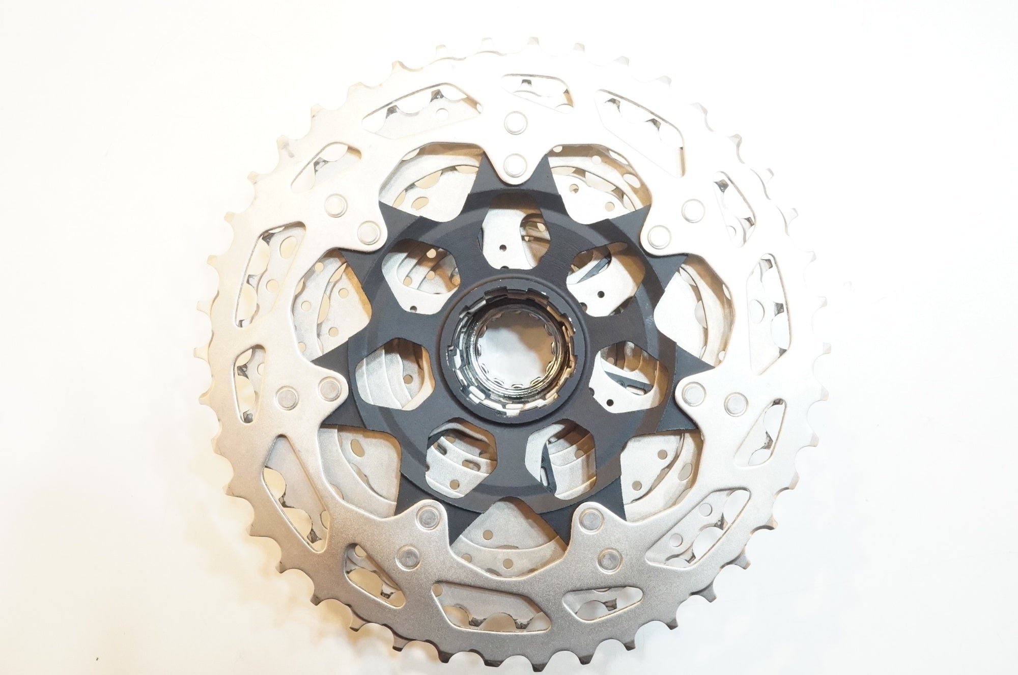 SHIMANO 「シマノ」 DEORE CS-M5100 11-42T スプロケット / 浦和ベース