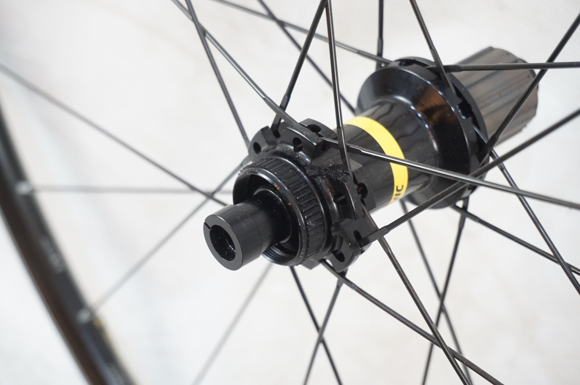 MAVIC 「マヴィック」 AKSIUM DISC SHIMANO / SRAM 11S ホイールセット