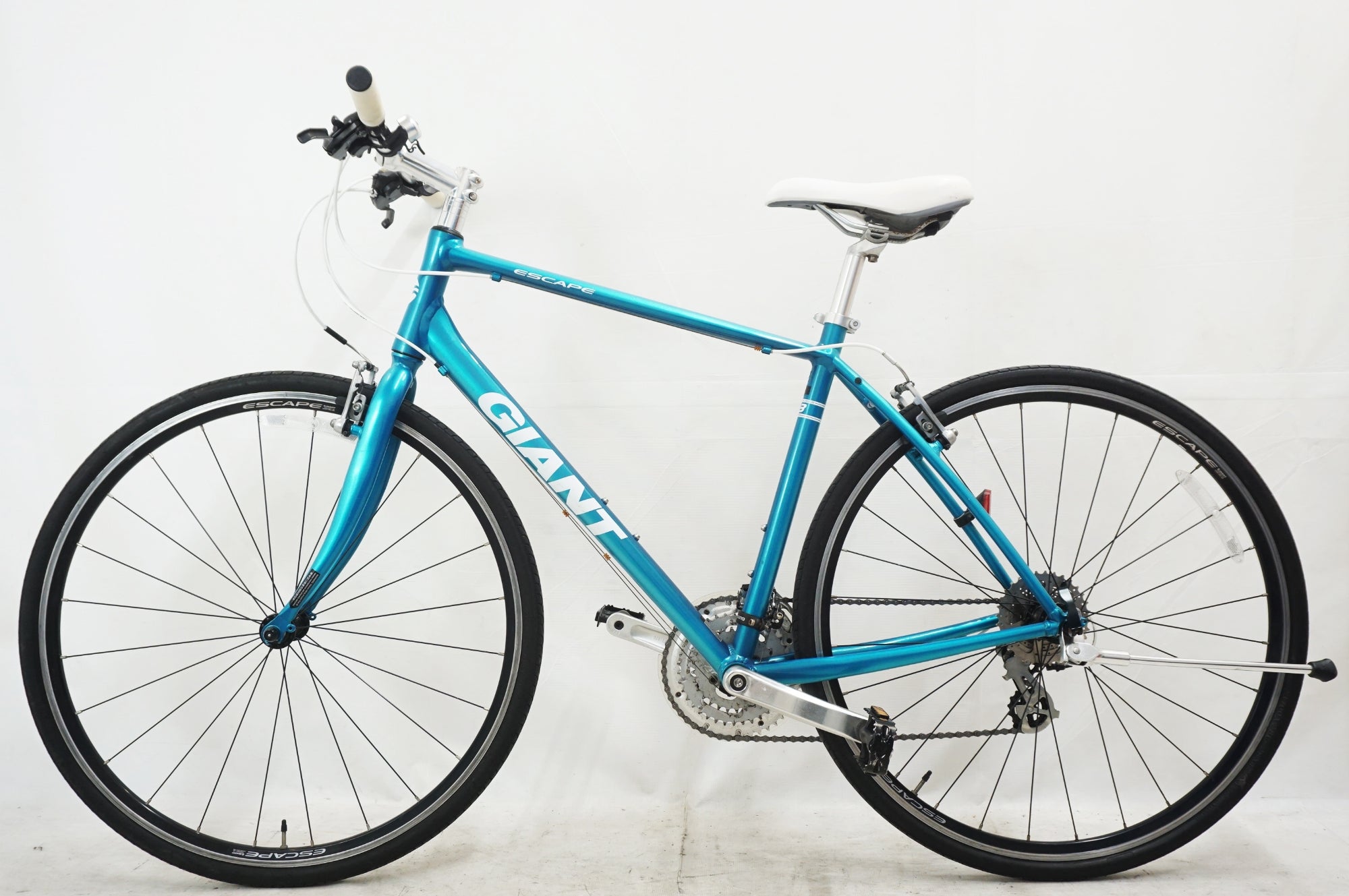 GIANT 「ジャイアント」 ESCAPE R3 2019年モデル クロスバイク / 福岡店