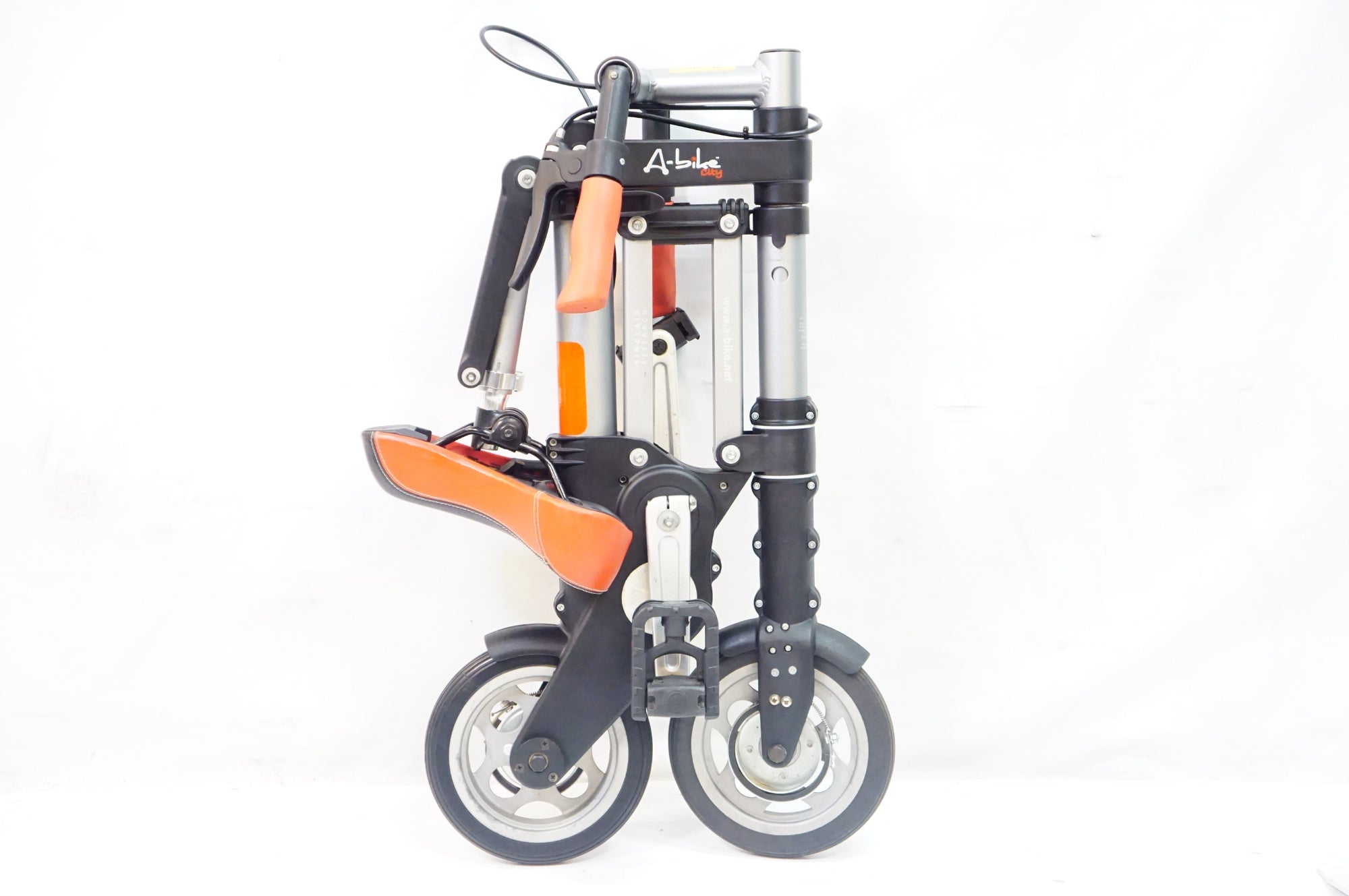 ジャンク SINCLAIR RESEARCH 「シンクレアリサーチ」 A-BIKE CITY 年式不明 8インチ 折り畳み自転車 / 熊谷本店