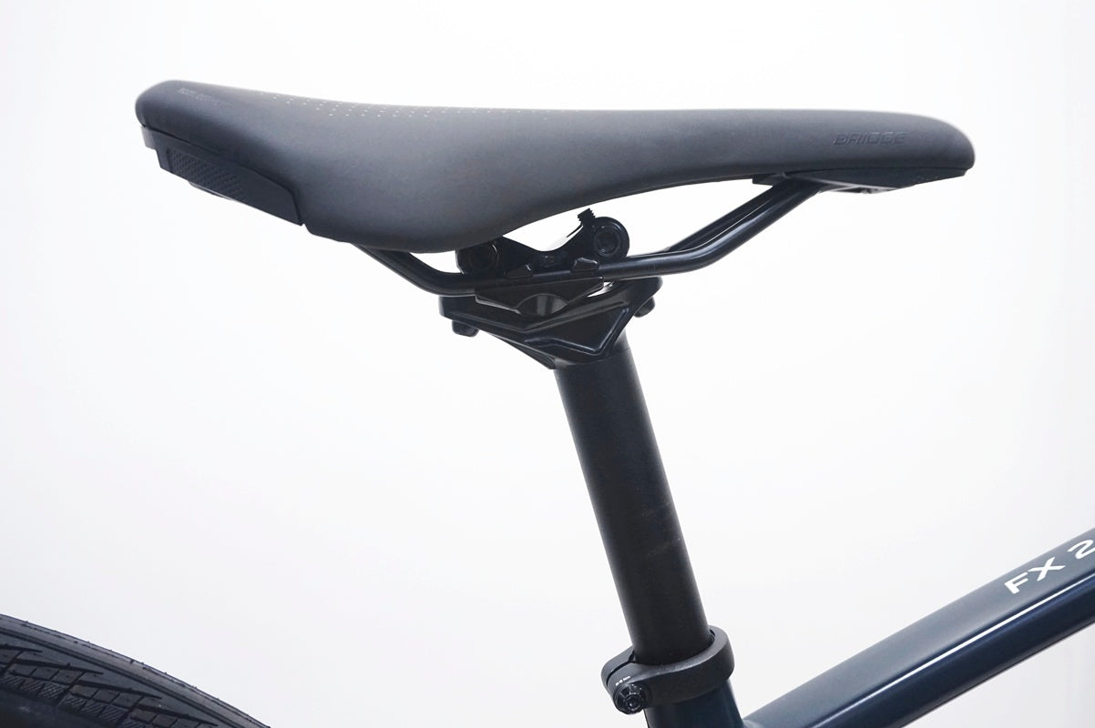 TREK 「トレック」 FX2 DISC 2022-2023年モデル クロスバイク / 大阪