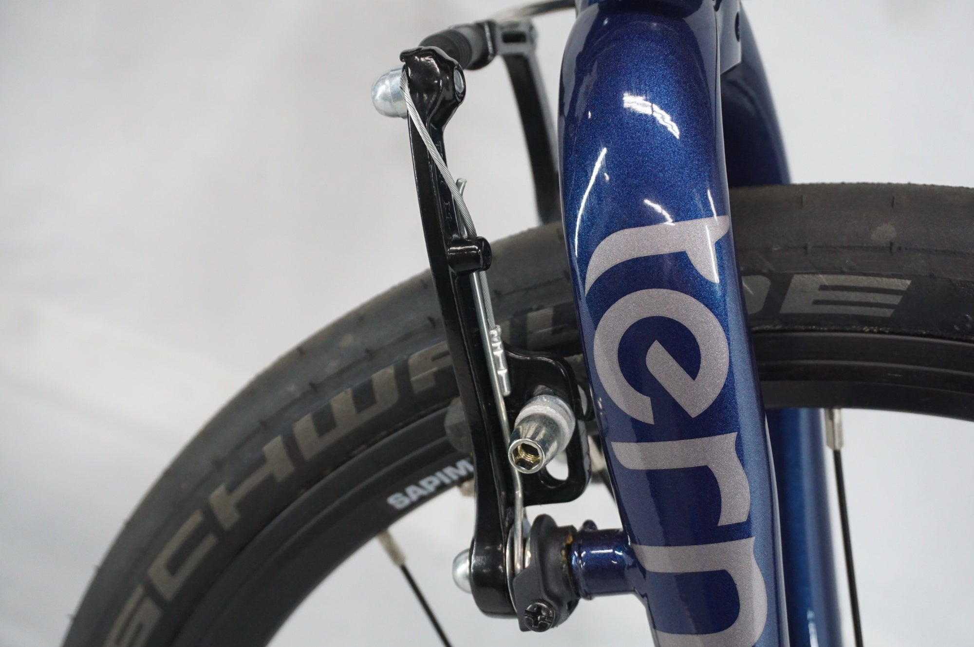 TERN 「ターン」 VERGE N8 2025年モデル 20インチ 折り畳み自転車 / 阪急塚口店