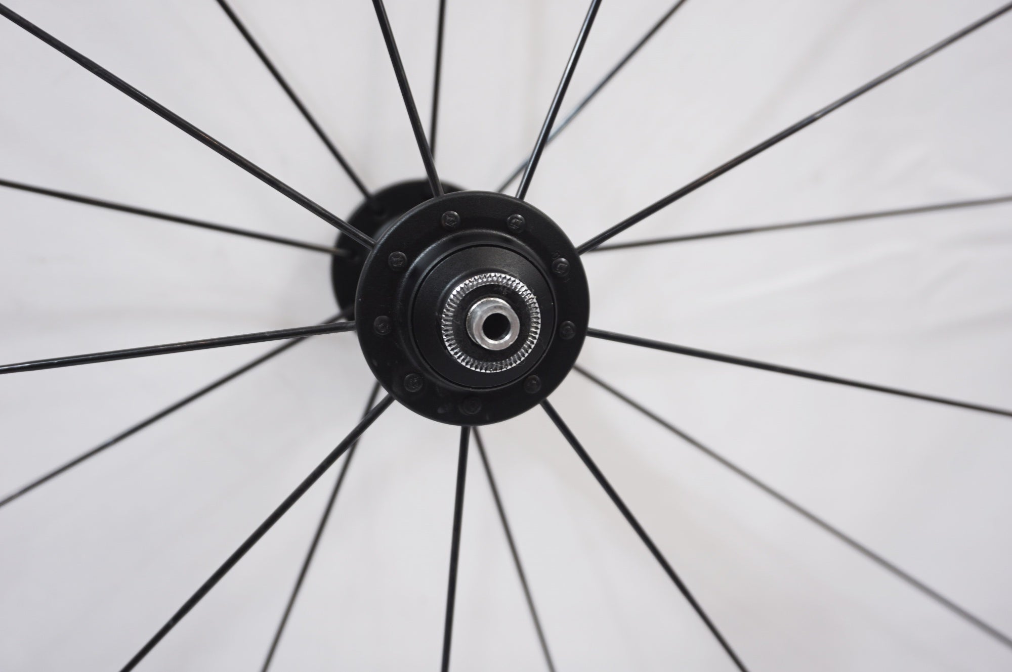 BONTRAGER 「ボントレガー」 RACE フロントホイール / バイチャリ世田谷店