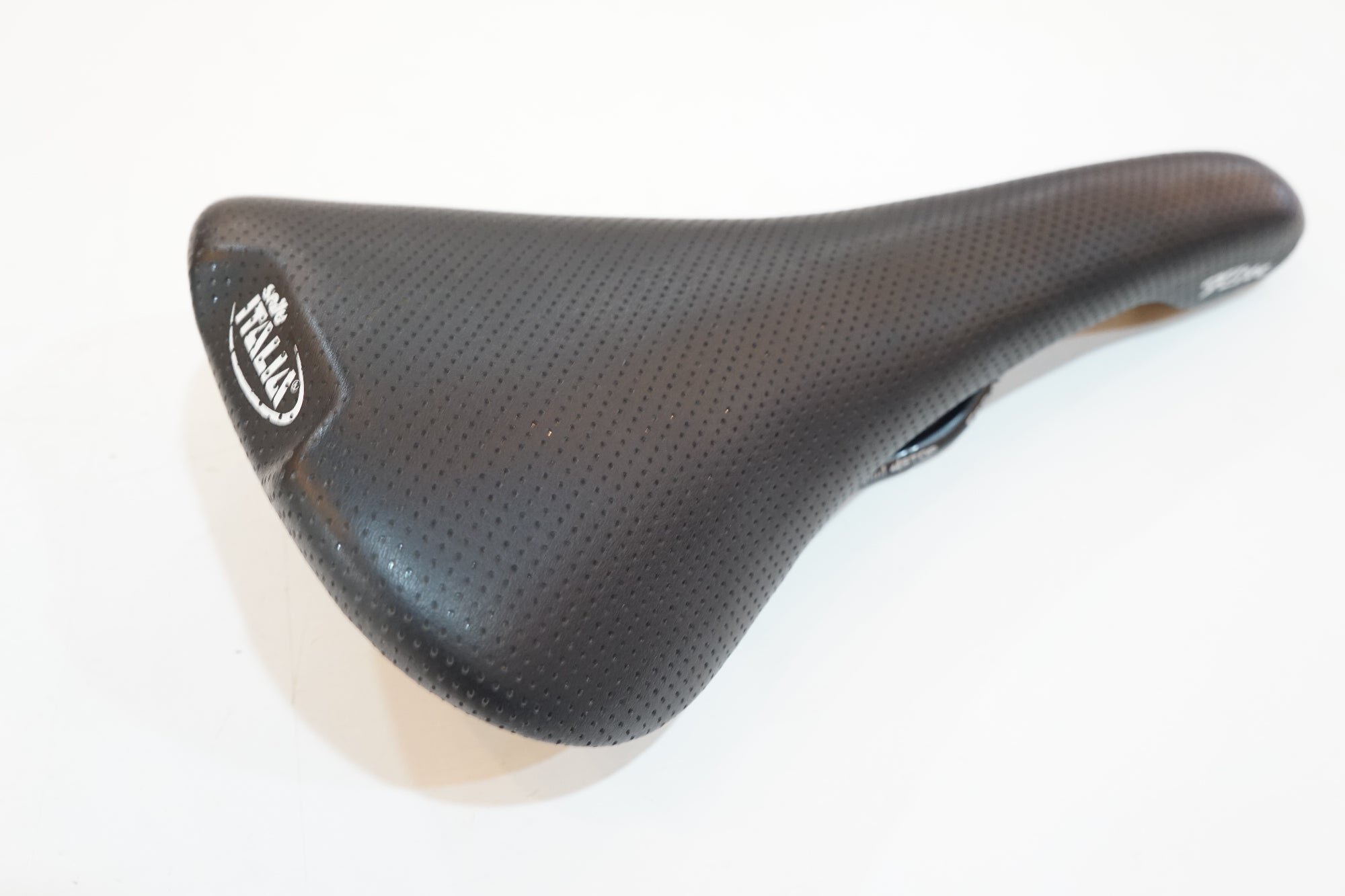 SELLE ITALIA 「セラ イタリア」 FLITE 1990 サドル / バイチャリ浦和ベース