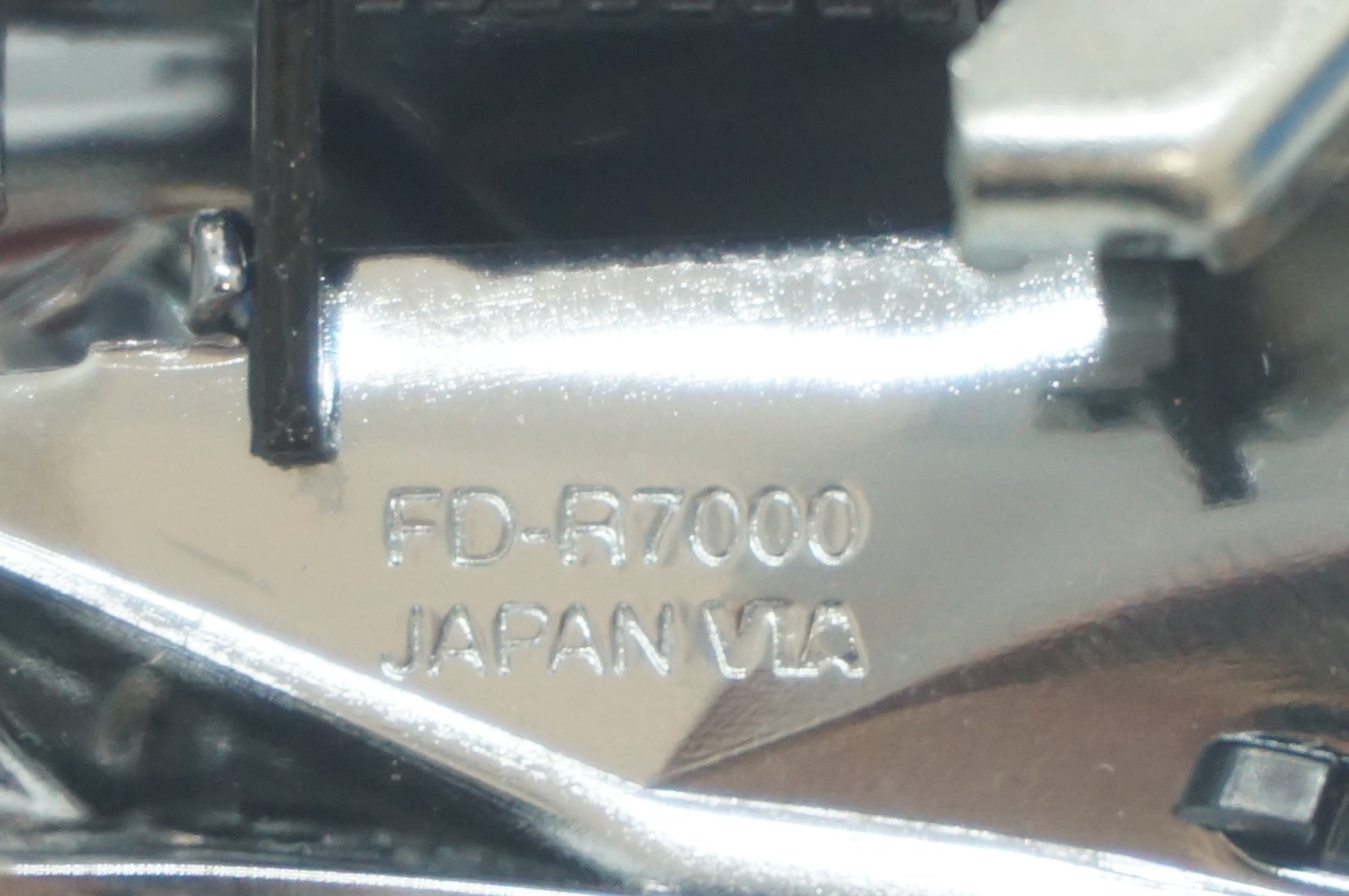 SHIMANO 「シマノ」 105 FD-R7000 フロントディレイラー / 福岡店