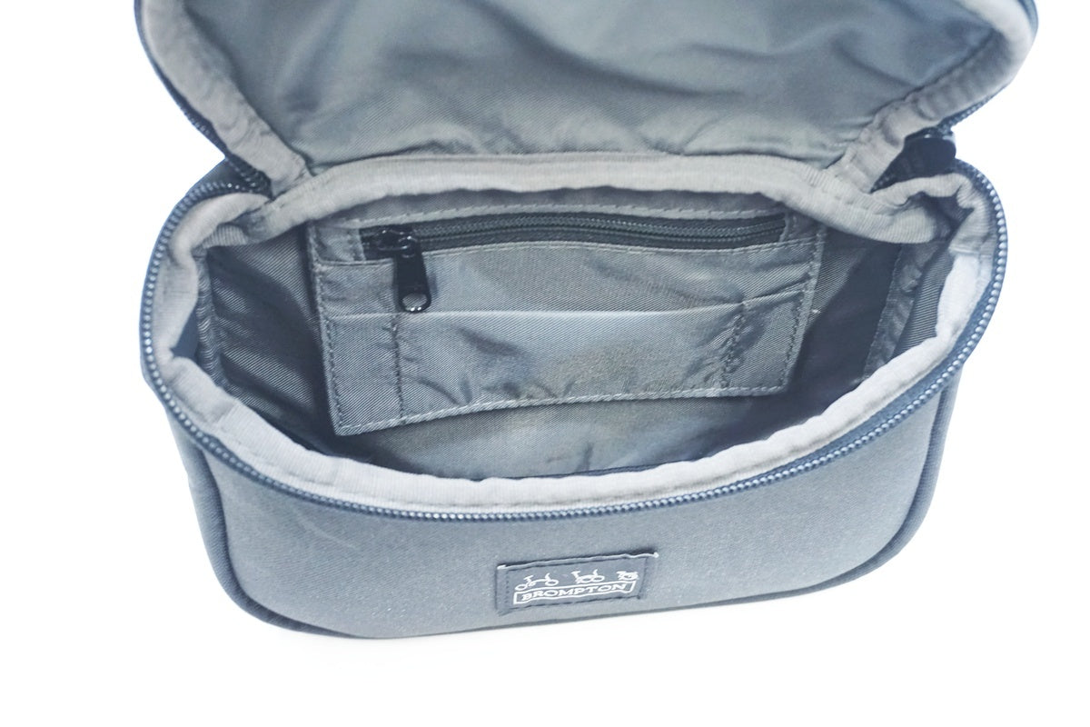 BROMPTON 「ブロンプトン」 ZIP POUCH 1L ハンドルバッグ / 大阪美原北インター店