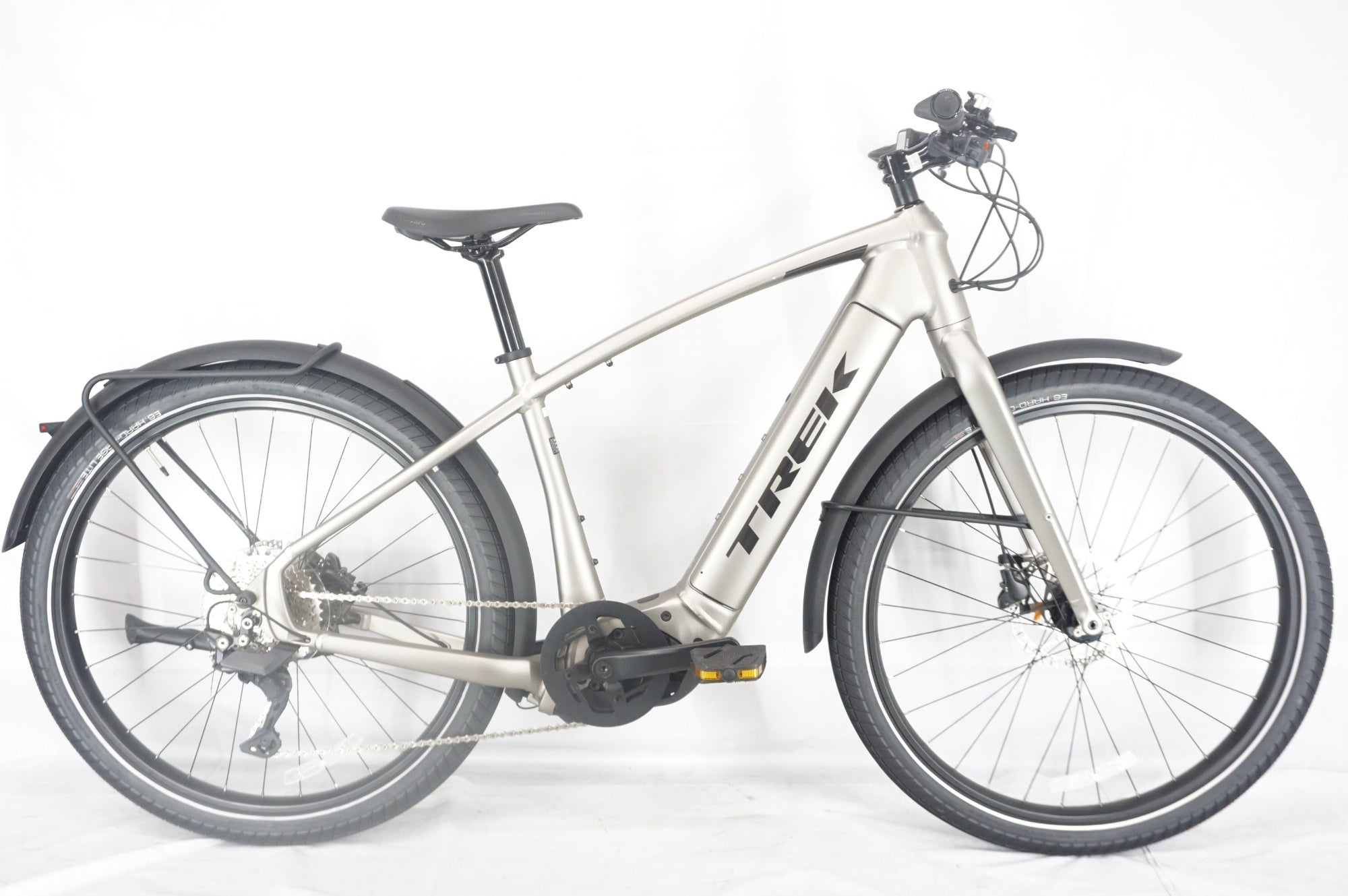 TREK 「トレック」 ALLANT+8 2022年モデル E-BIKE / 阪急塚口店