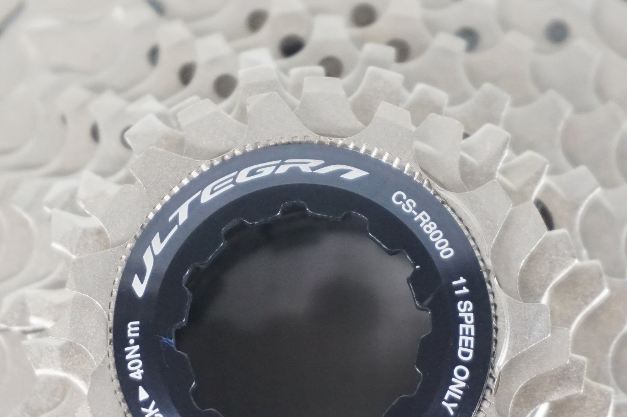 SHIMANO 「シマノ」 ULTEGRA CS-R8000 11-32T スプロケット / 阪急塚口