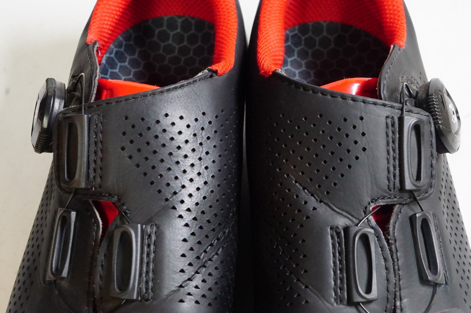 フィジーク Fizik R4 ROAD Shoes Fizik Tempo Overcurve R4 Review | Tested & Rated