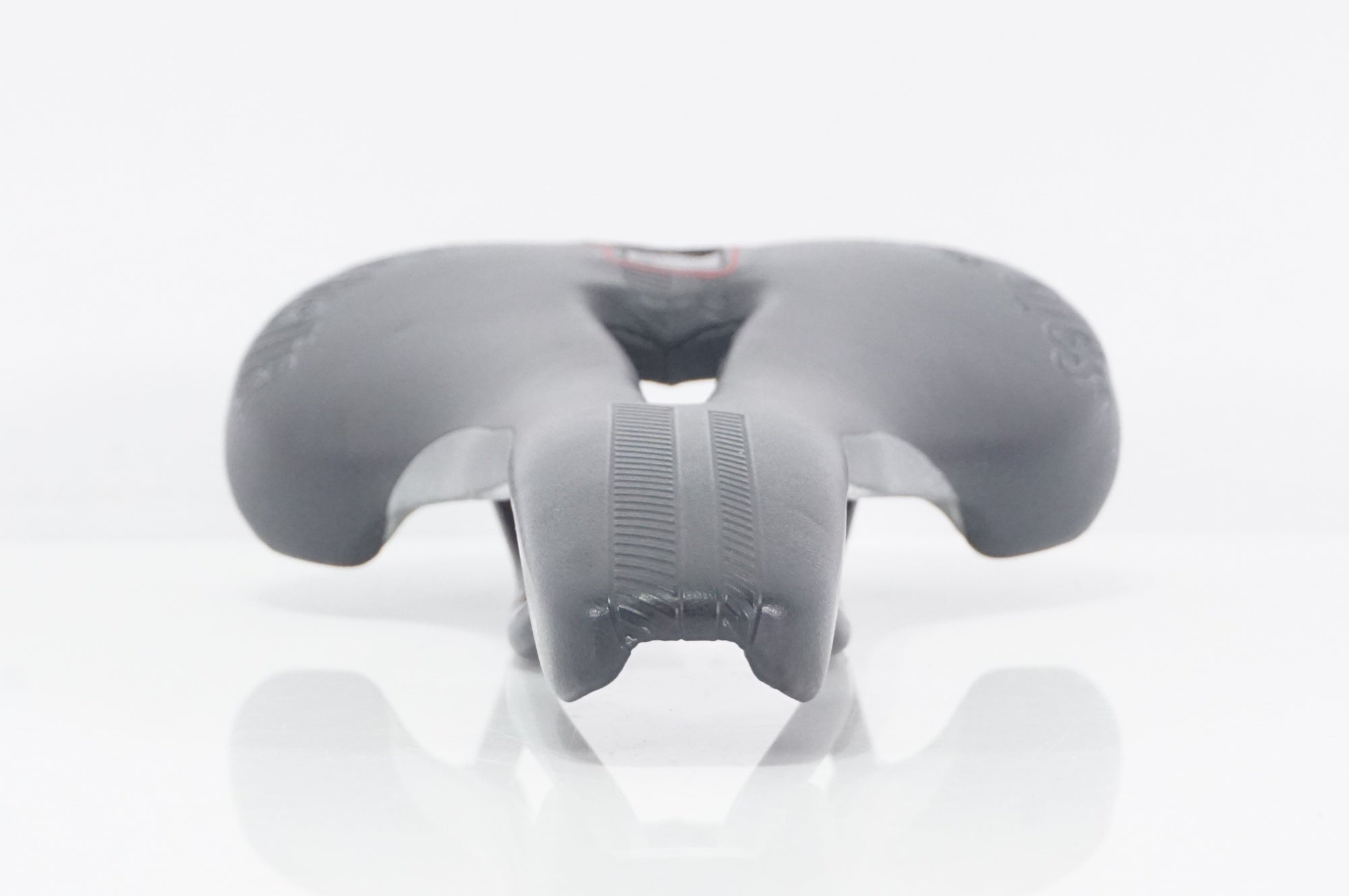 SELLE ITALIA 「セライタリア」 FLITE サドル / AKIBA店