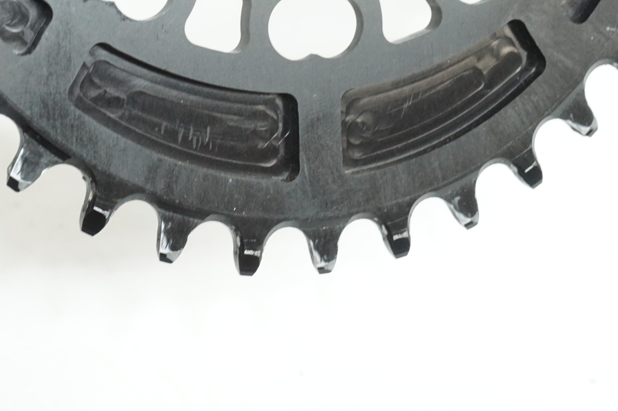 ROTOR 「ローター」 QCX1 42T 110BCD 11S チェーンリング / 大宮店