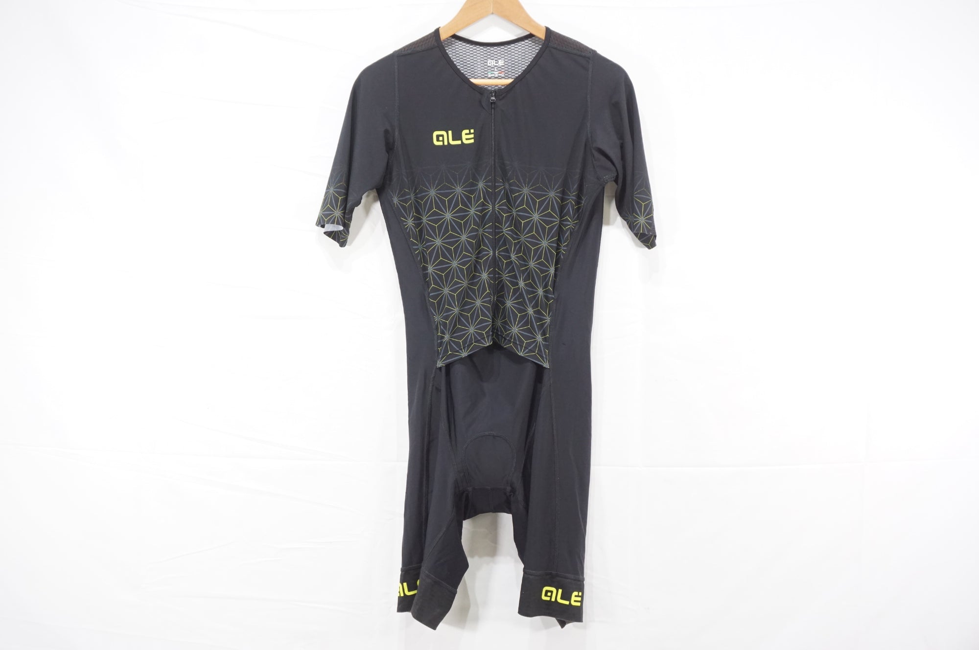 ALE 「アレ」 Lサイズ トライアスロンスーツ / AKIBA店