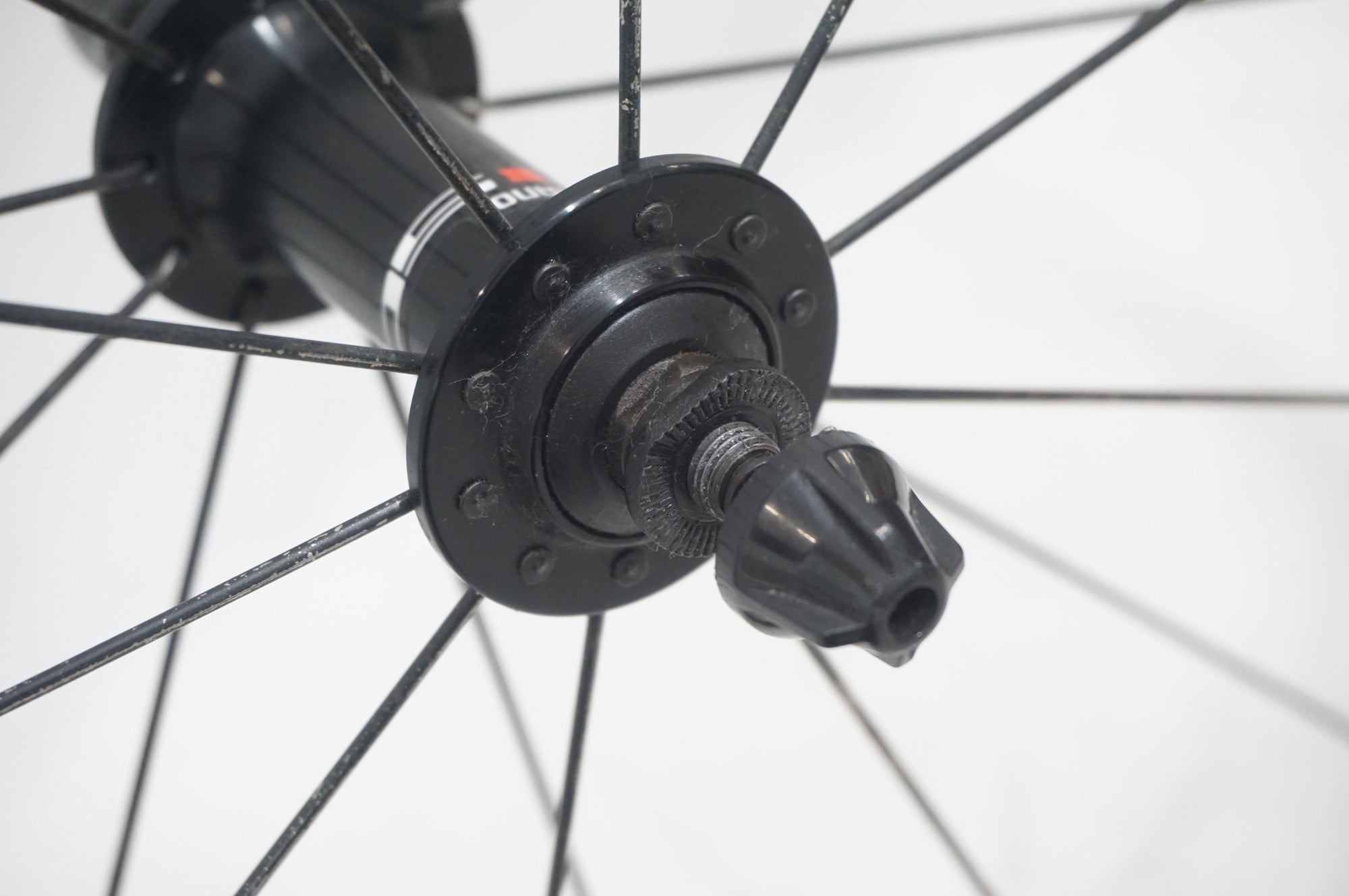 ★WH-R501 10sフリー 前後ホイール 25Cタイヤ クイック付 Amazon | シマノ(SHIMANO) ロードホイール WH-R501-P 700C 前後