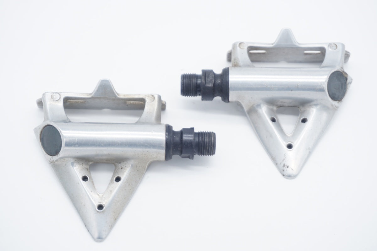 自作ロードバイク　シマノ105 クリッカーペダル付き　⭐︎付属品一式付き 自作ロードバイク シマノ105 クリッカーペダル付き ⭐︎付属品