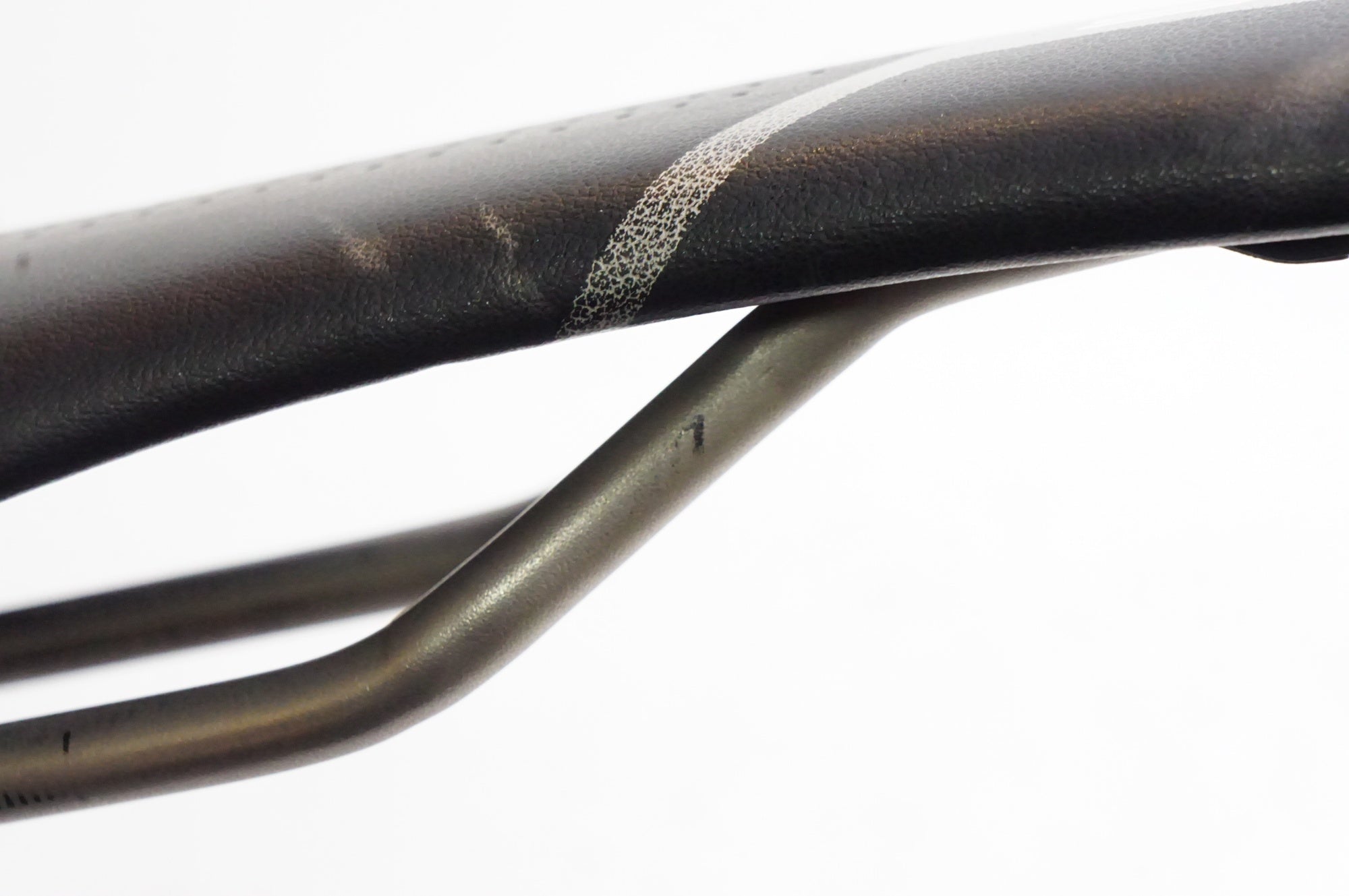 SELLE ITALIA 「セライタリア」 SLR TITANIUM サドル / 熊谷本店