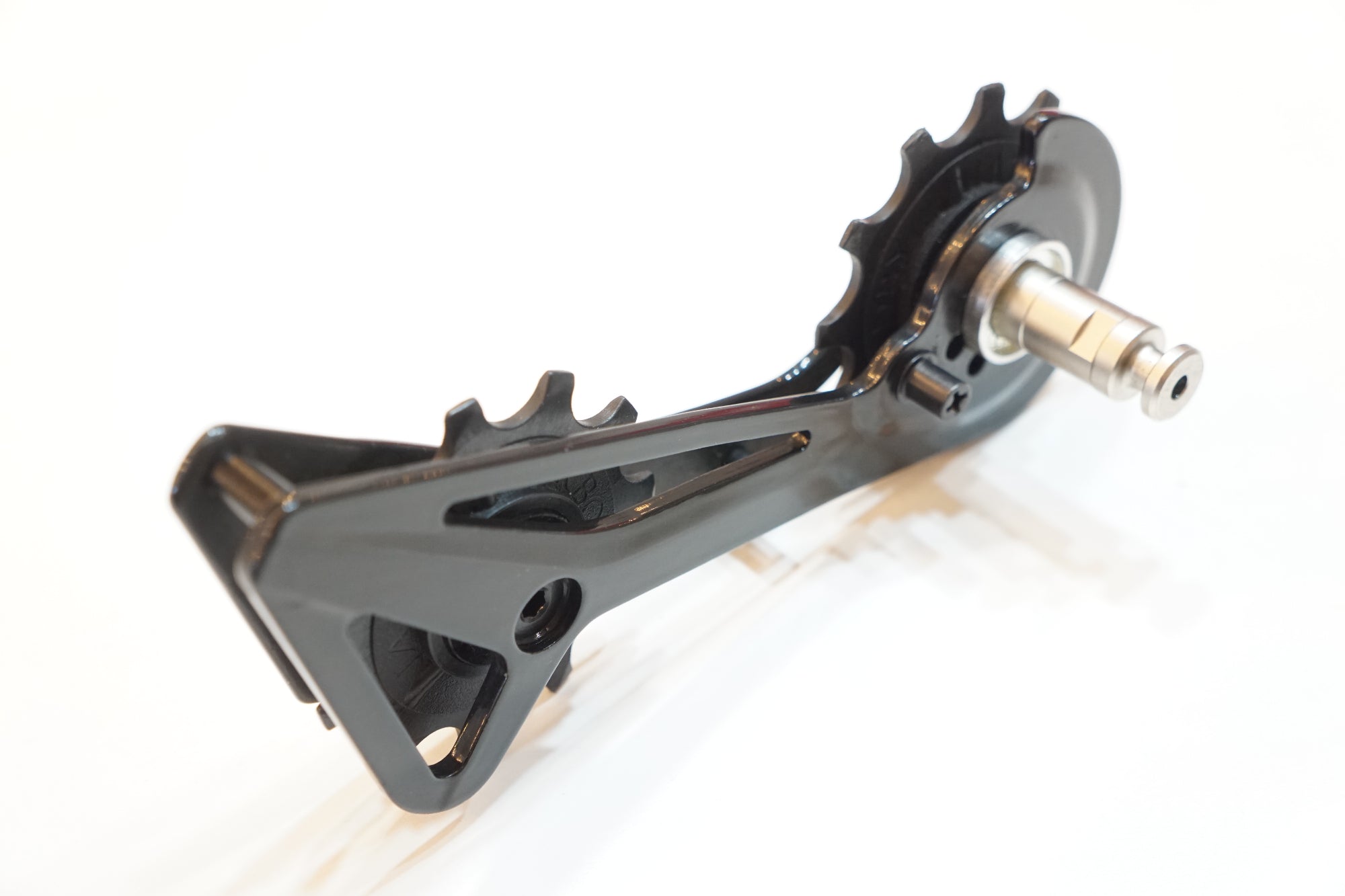 CDJ 「カーボン ドライ ジャパン」 プーリーキッド / バイチャリ浦和ベース