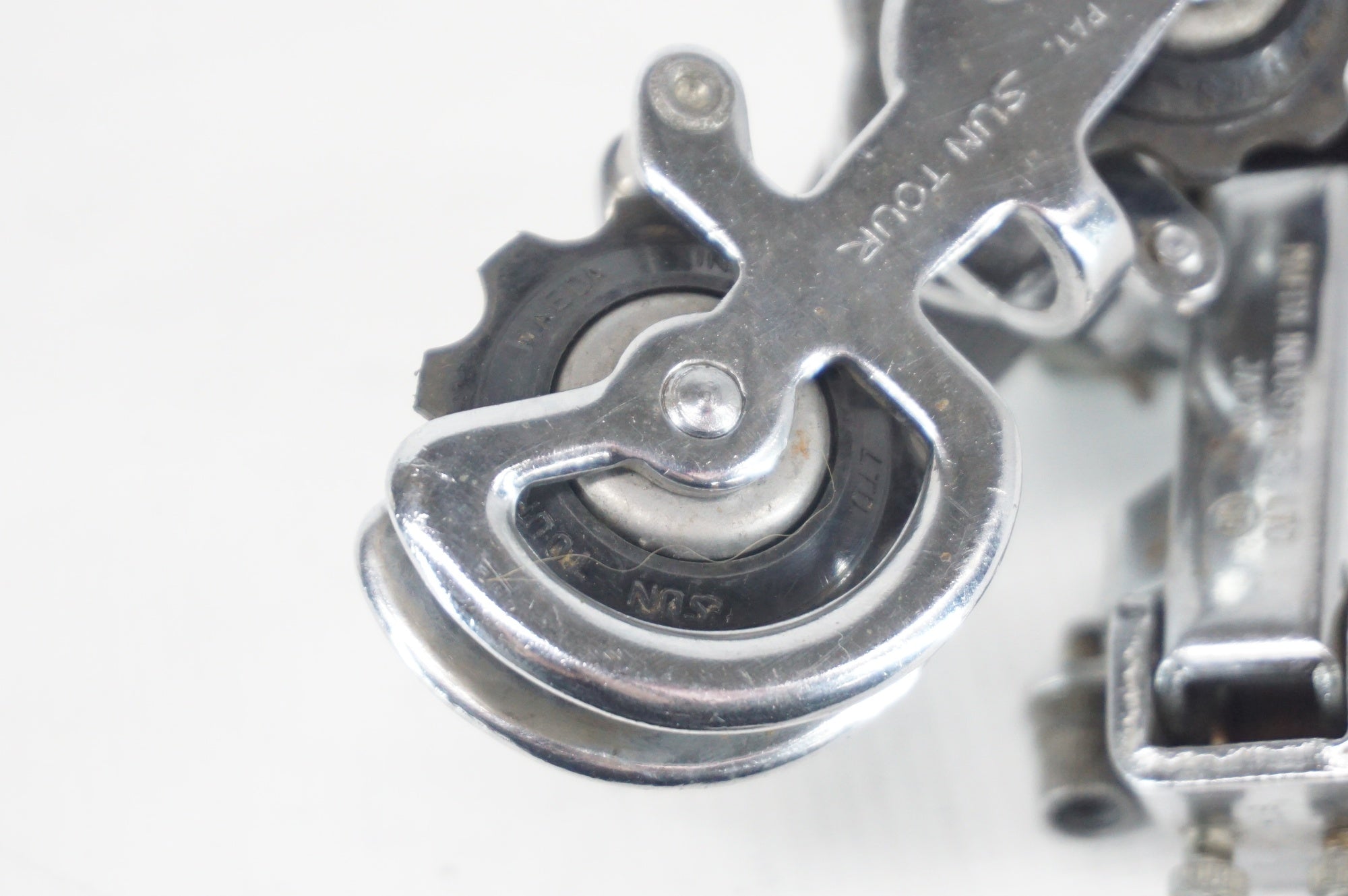 SUNTOUR 「サンツアー」 HONOR リアディレイラー / 阪急塚口店