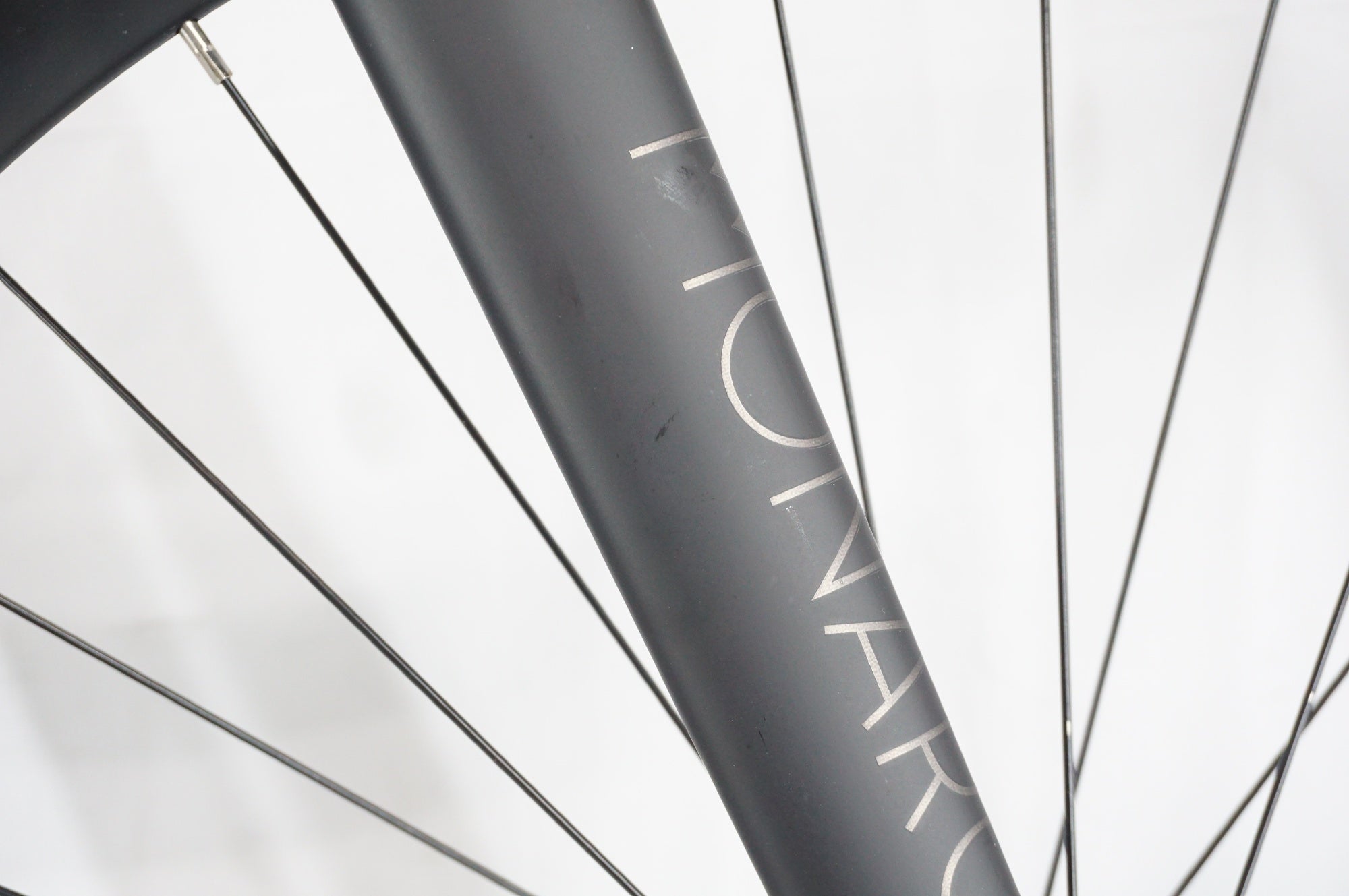 TYRANT BIKES 「タイラントバイク」 MONARCH 2024年モデル ピストバイク / 阪急塚口店