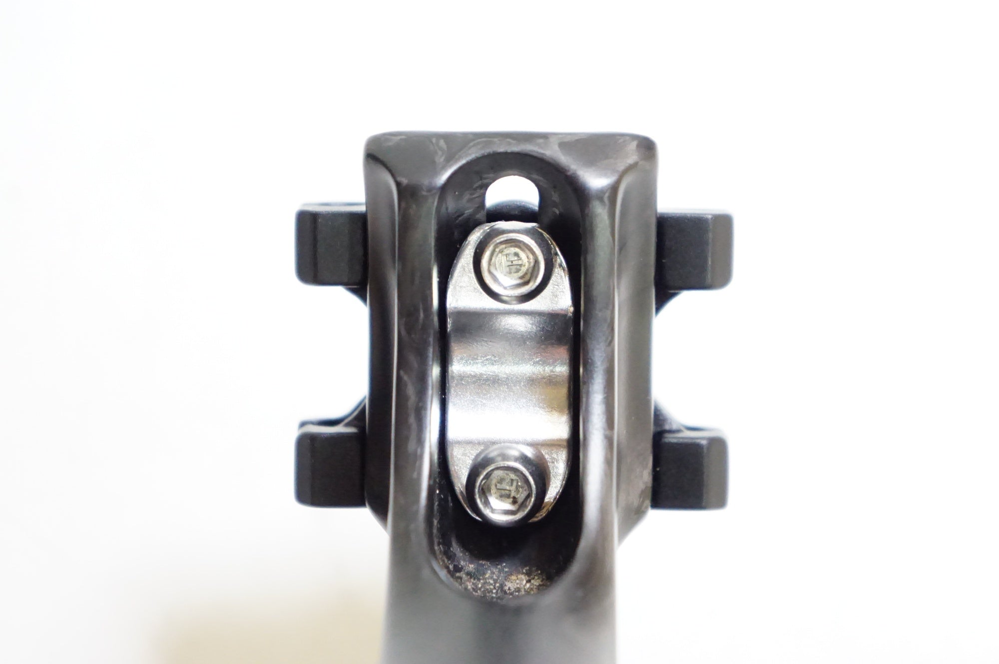 TNI 「ティーエヌアイ」 LW168 φ27.2 300mm シートポスト / 熊谷本店