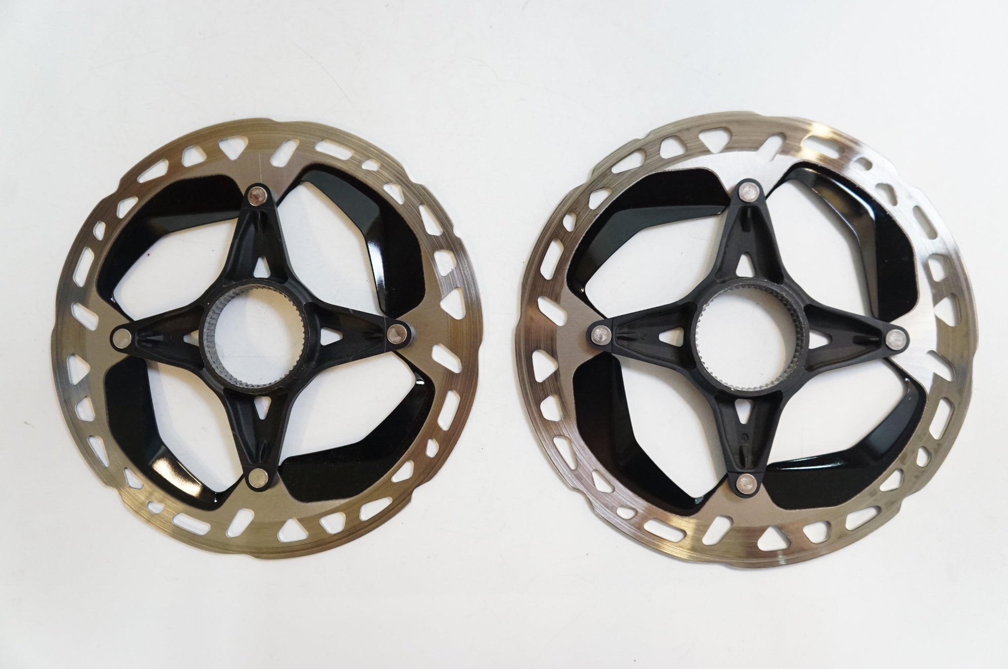 SHIMANO 「シマノ」 RT-MT900 φ160mm ディスクローターセット / 熊谷本店
