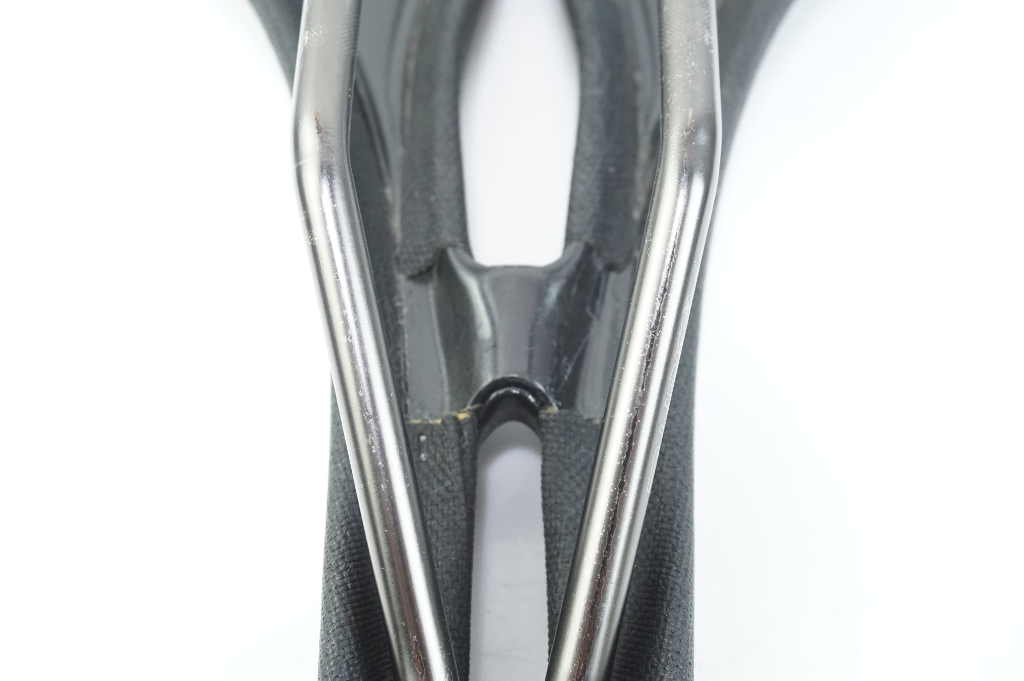 SELLE SAN MARCO 「セラサンマルコ」 MANTRA WIDE サドル / 中目黒店