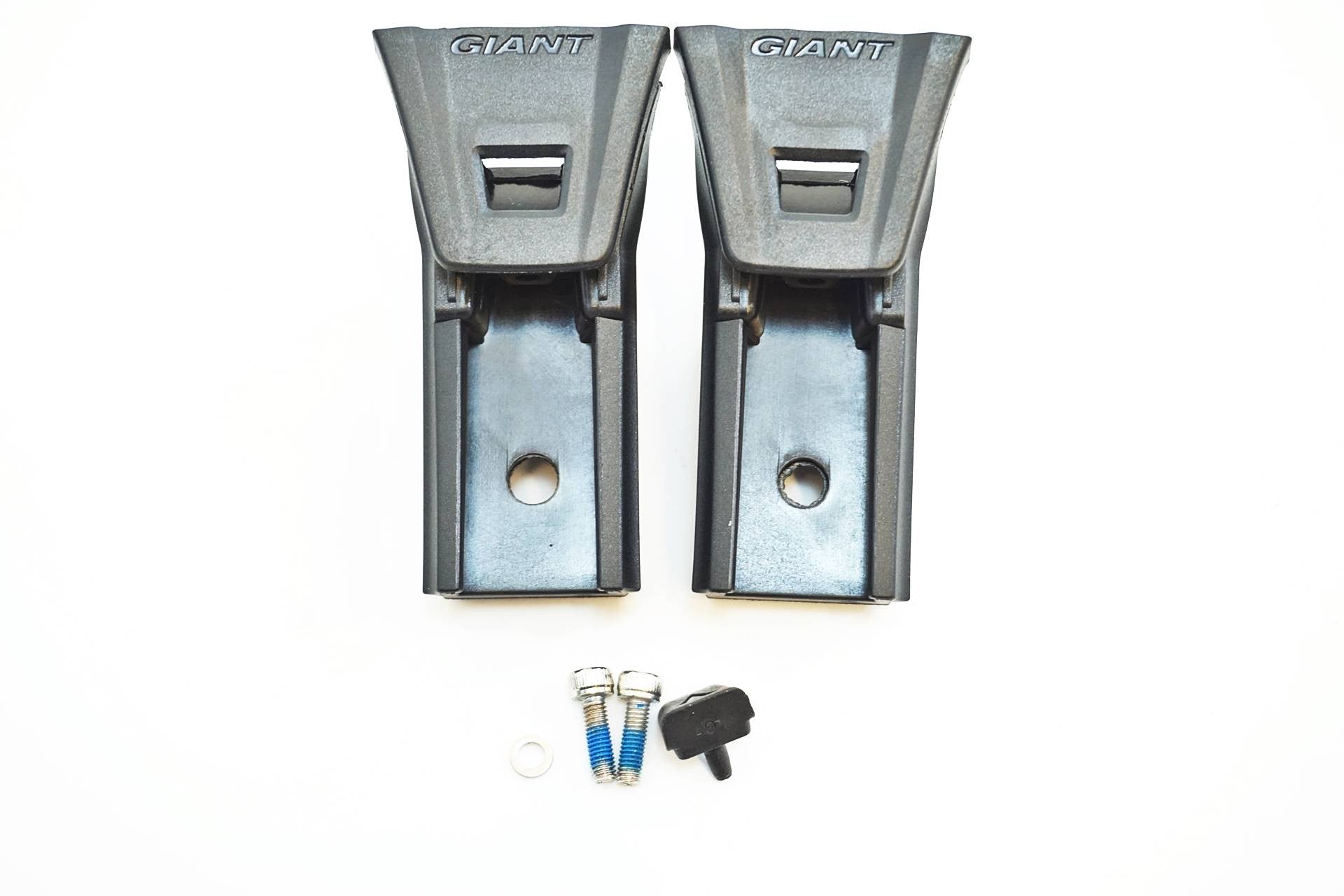 GIANT 「ジャイアント」 APPROACH サドル / 有明ガーデン店