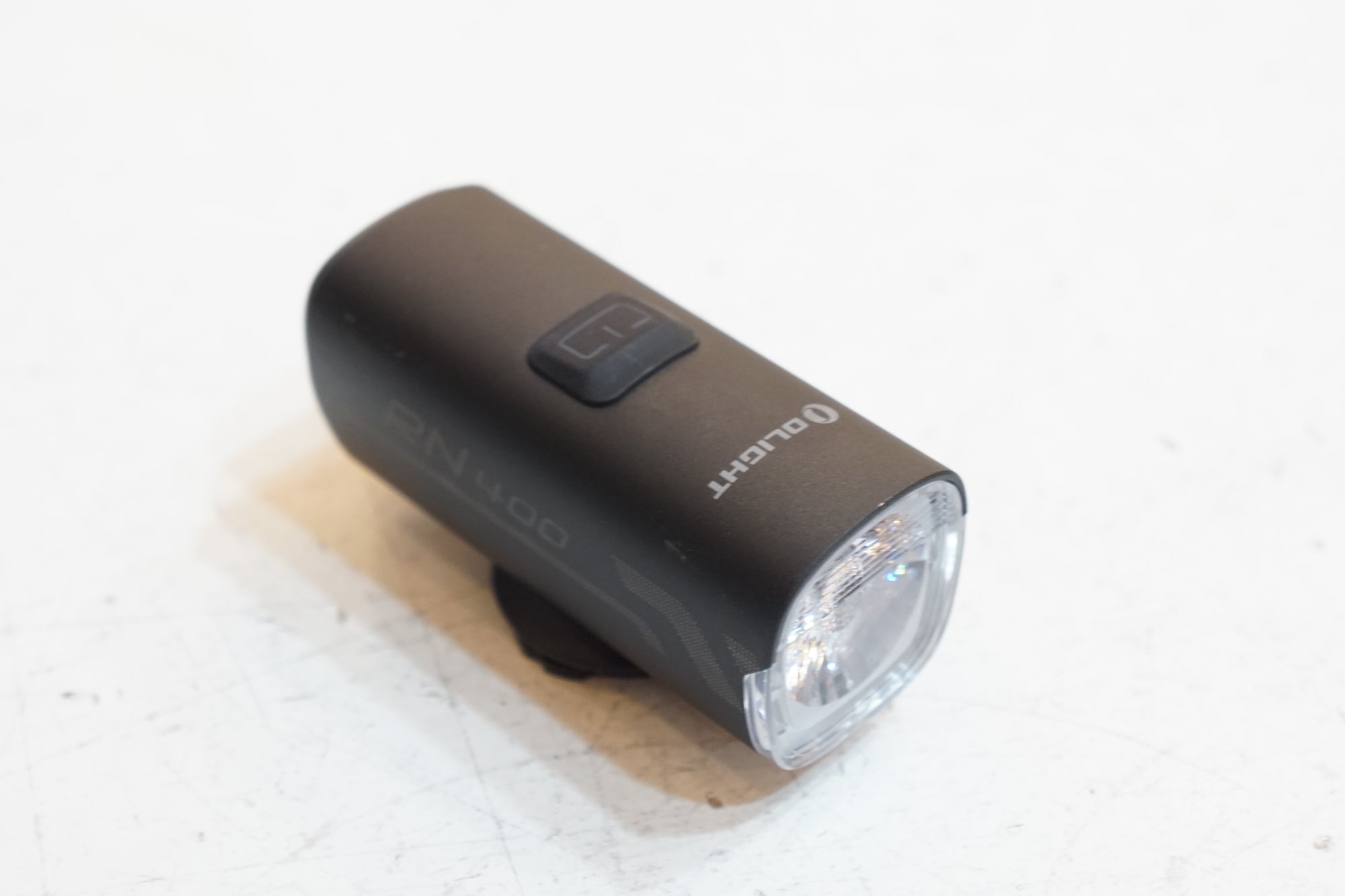 OLIGHT 「オーライト」 RN400 フロントライト / バイチャリ浦和ベース