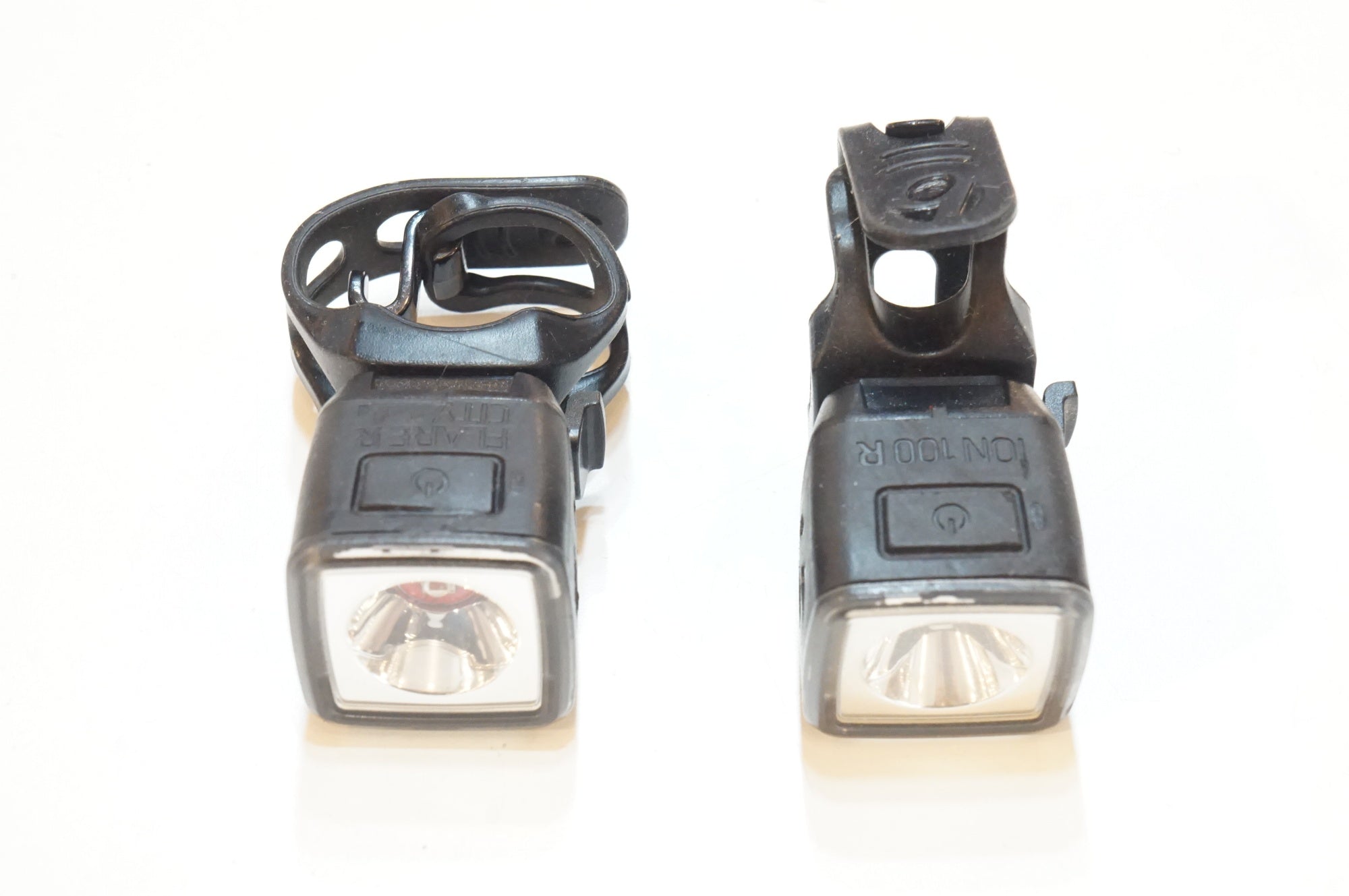 BONTRAGER 「ボントレガー」 ION 100 R / FLARE R CITY ライトセット / バイチャリ浦和ベース