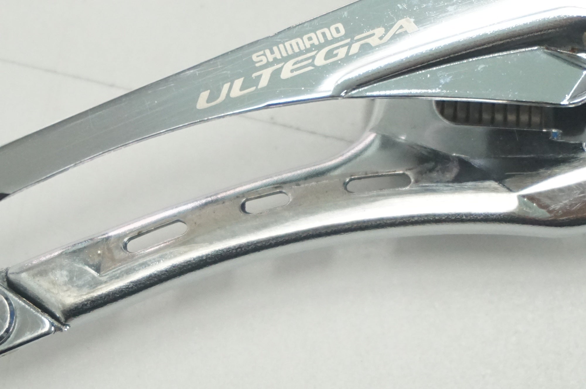 SHIMANO 「シマノ」 ULTEGRA FD-6800 フロントディレイラー / 福岡店