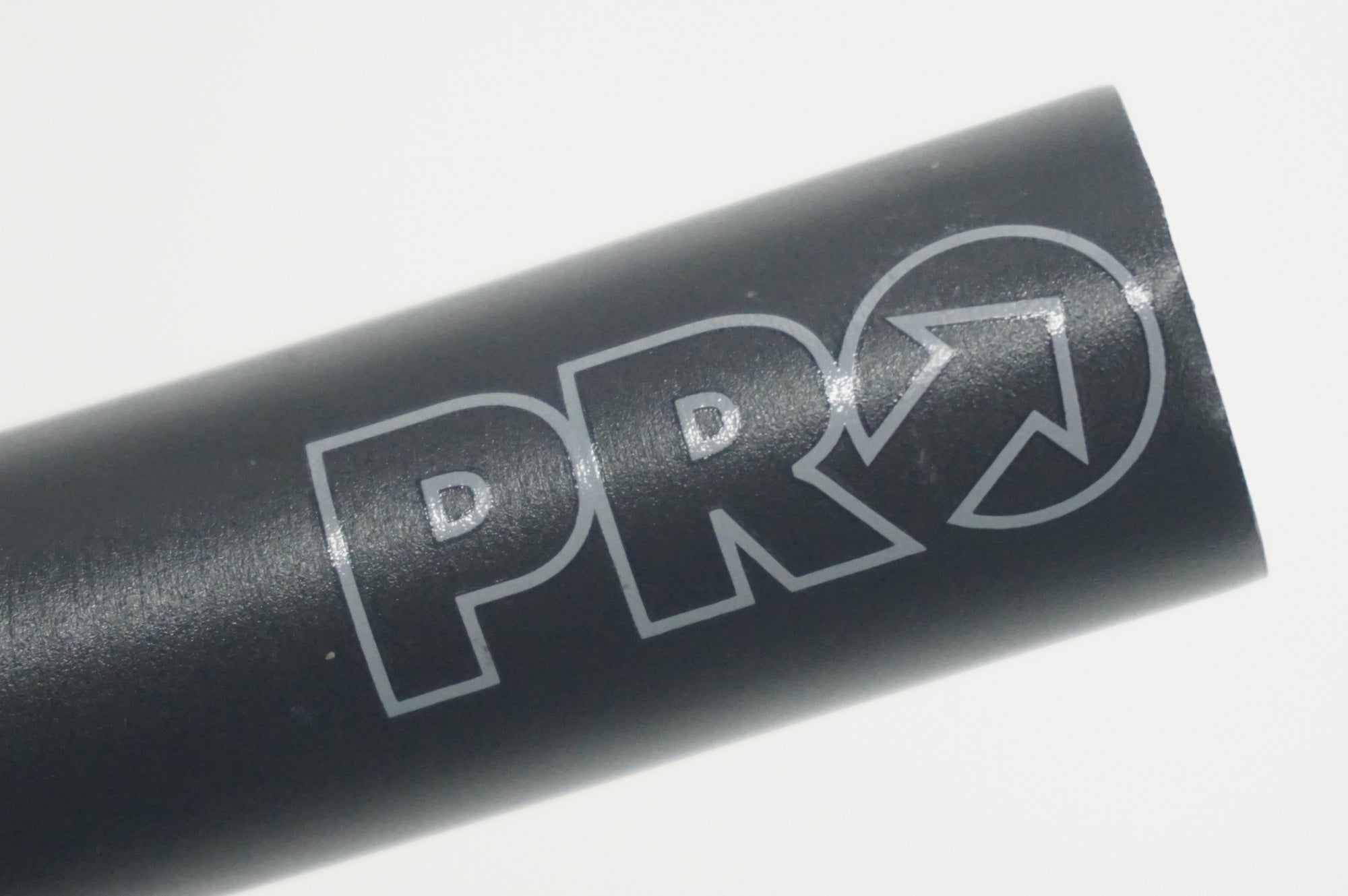 SHIMANO 「シマノ」 PRO VIBE AERO PURSUIT φ31.8 360mm ハンドル SHIMANO 「シマノ」 PRO VIBE AERO PURSUIT φ31.8 360mm ハンドル
