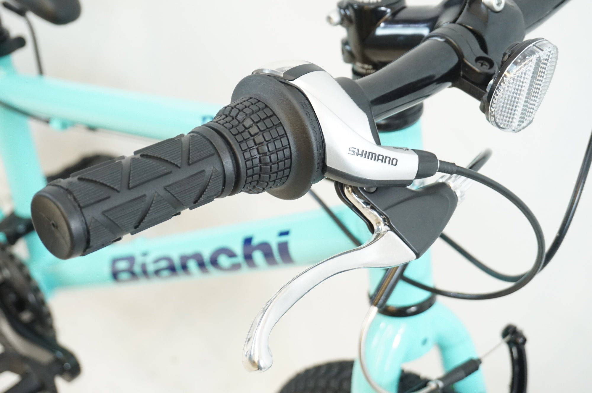 BIANCHI 「ビアンキ」 PIRATA 20 2022年モデル 20インチ キッズバイク / 有明ガーデン店 ｜ バイチャリ公式オンラインショップ  【スポーツ自転車買取販売専門店】