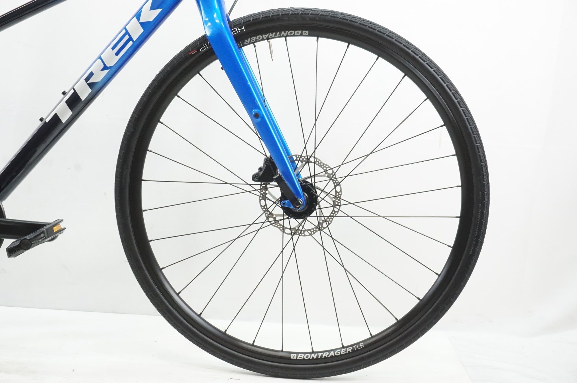 TREK 「トレック」 FX 3 DISC GEN 3 2023年モデル クロスバイク / 大宮