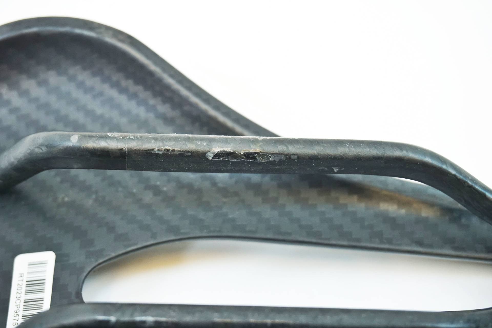 RYET 「リーエト」 3D HONEY COMB サドル / 有明ガーデン店