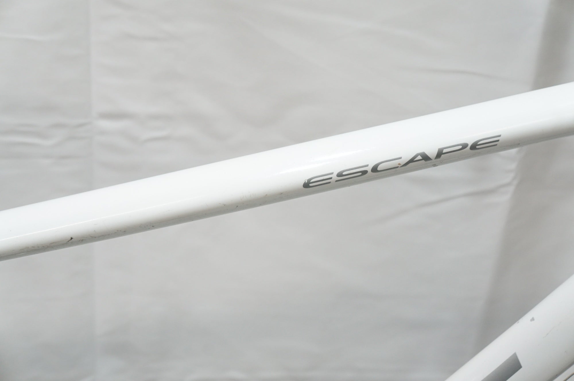 GIANT 「ジャイアント」 ESCAPE R3 2018年モデル クロスバイク / 大宮店